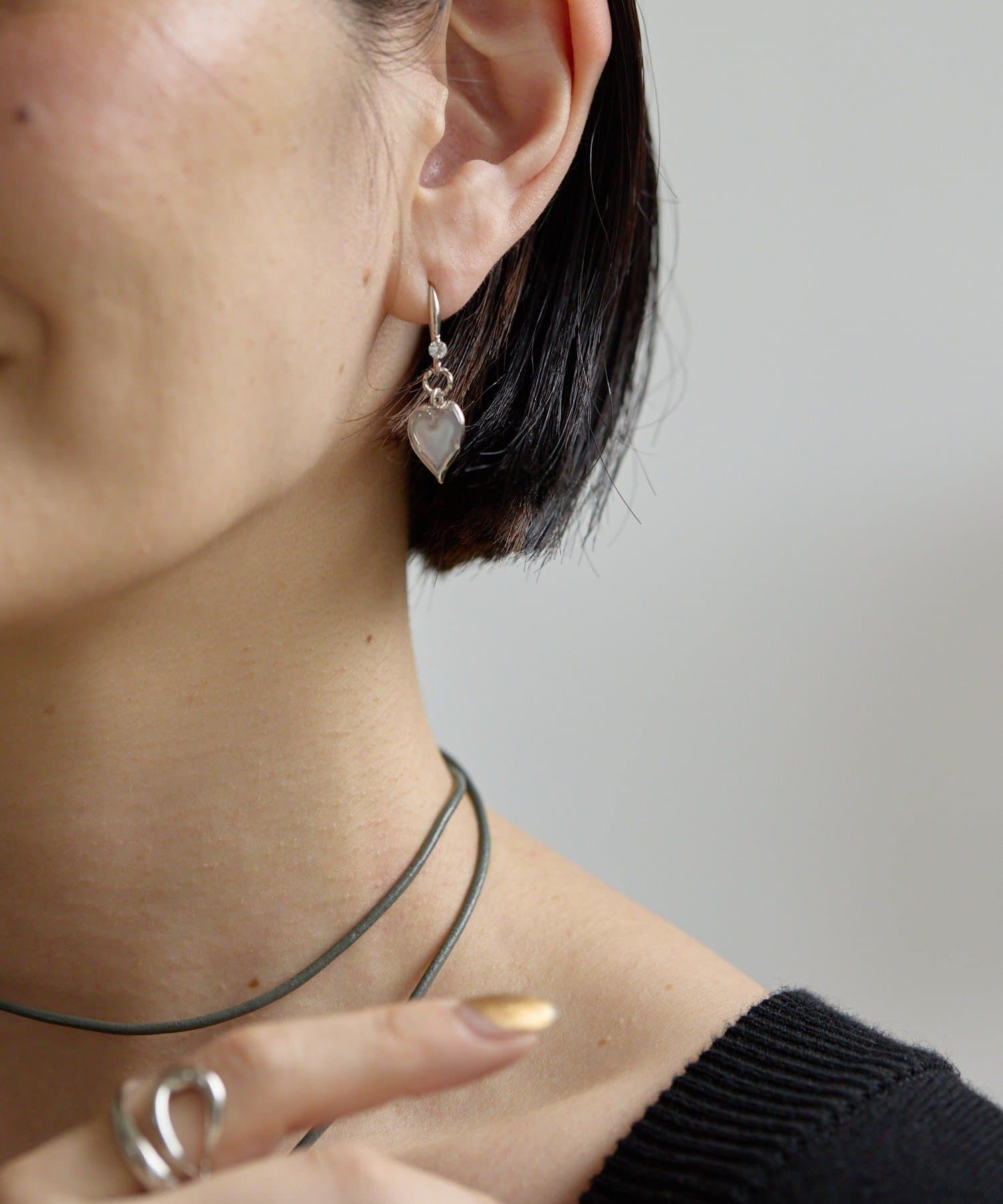 ear PAPILLONNER(イア パピヨネ) エポハートピアス