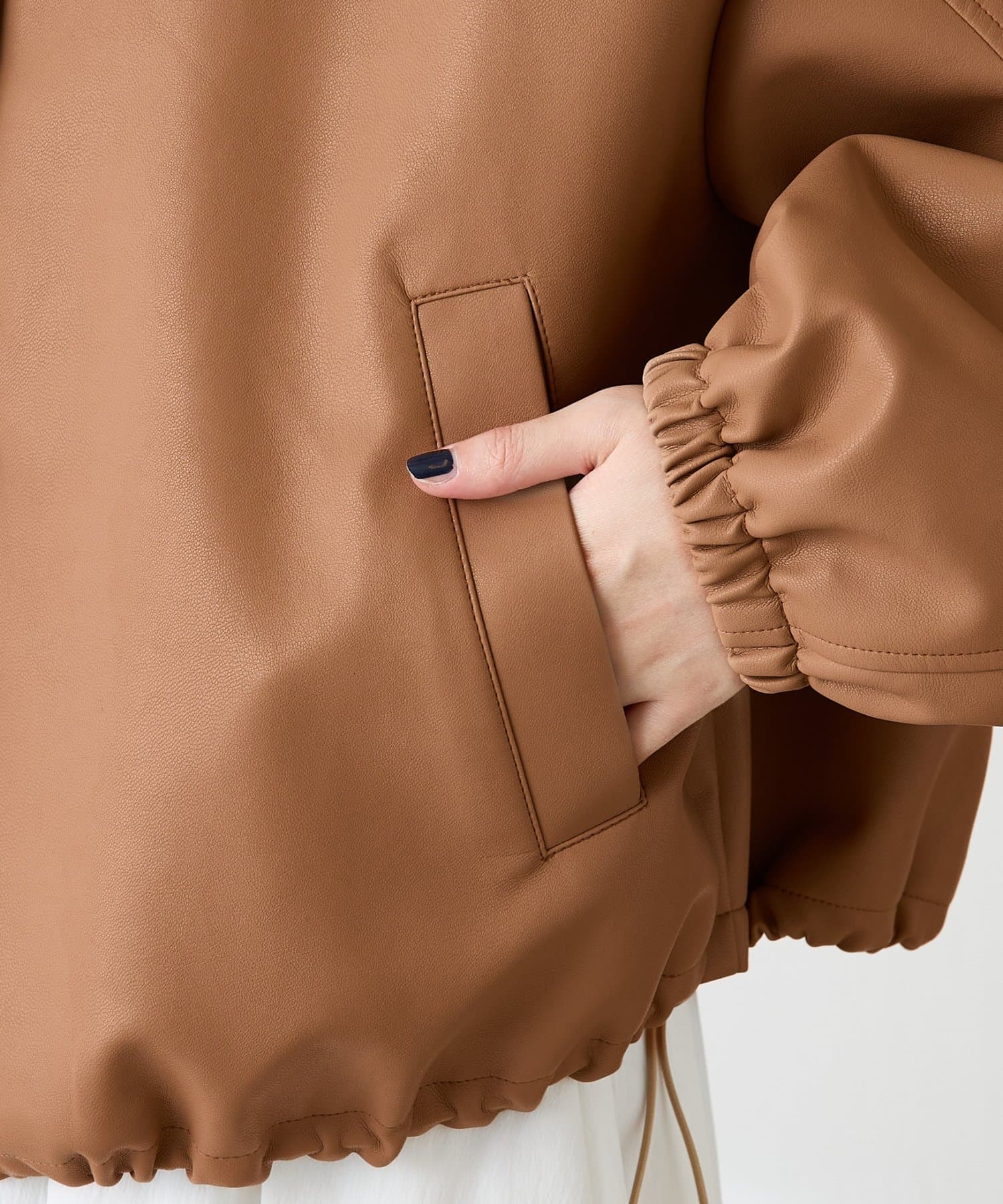 COLLAGE GALLARDAGALANTE(コラージュ ガリャルダガランテ) 【高見え】レザータッチ刺繍入りスタンドブルゾン