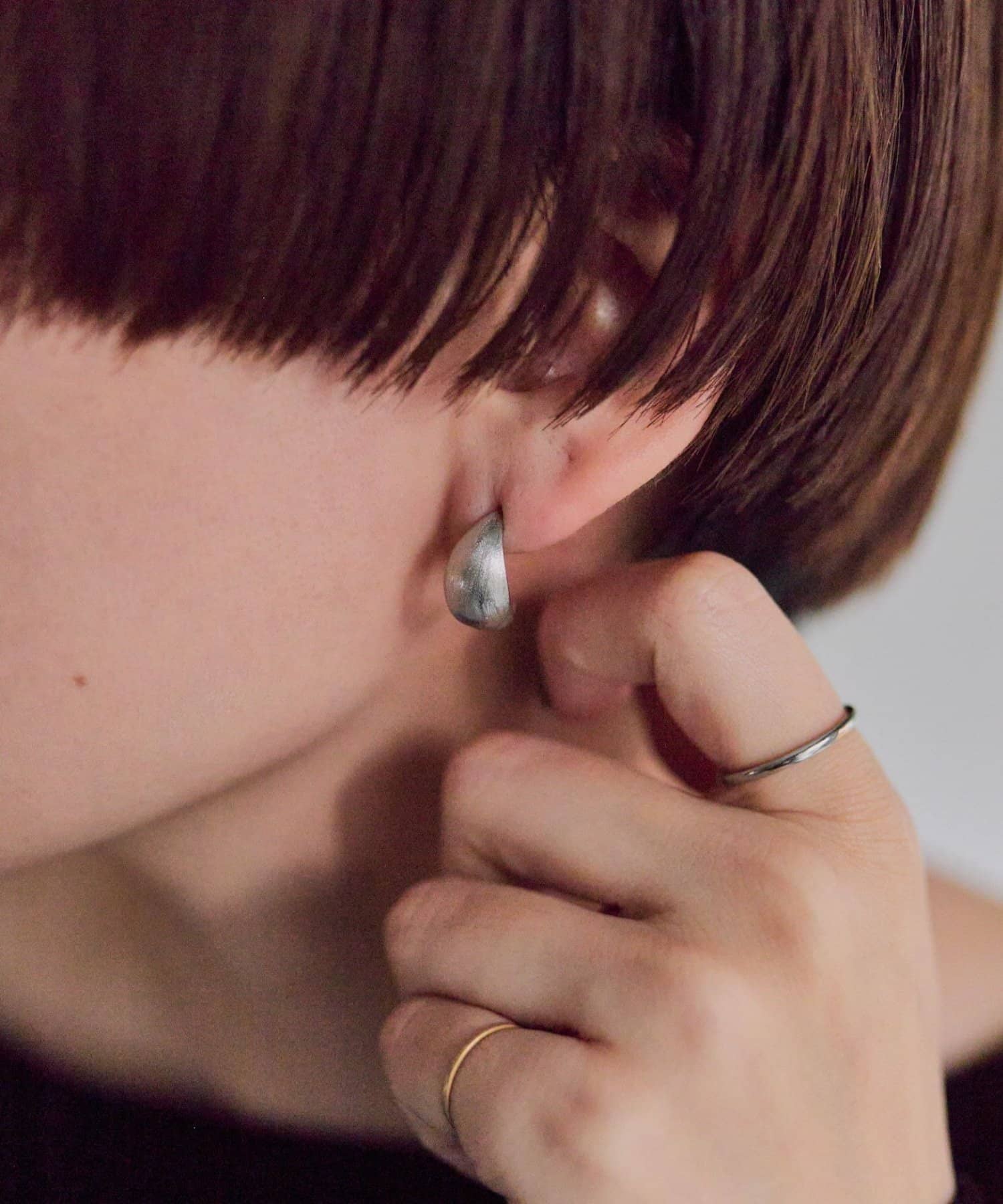 ear PAPILLONNER(イア パピヨネ) 《金属アレルギー対応/ステンレス》サティーナドロップピアス