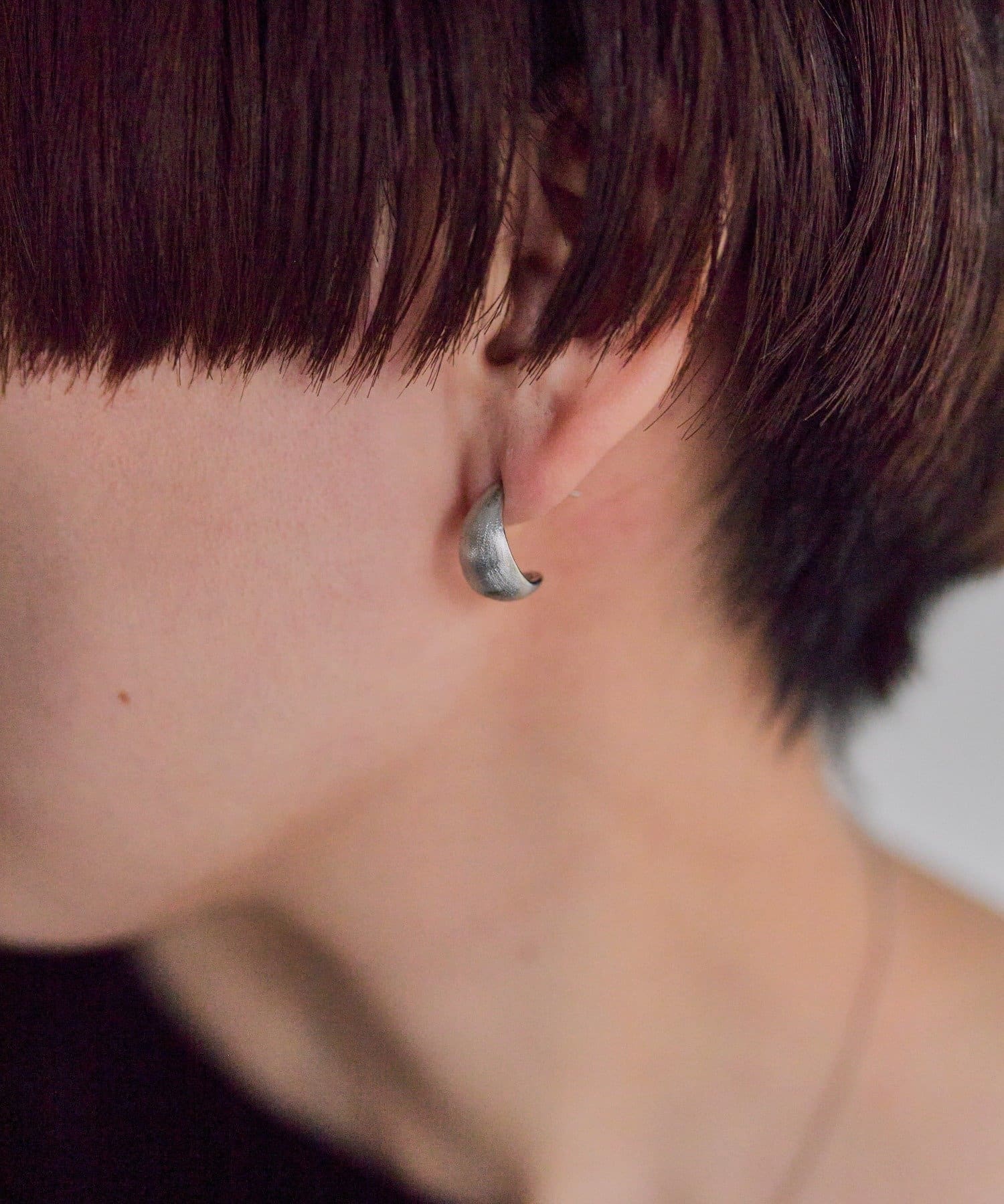 ear PAPILLONNER(イア パピヨネ) 《金属アレルギー対応/ステンレス》サティーナドロップピアス