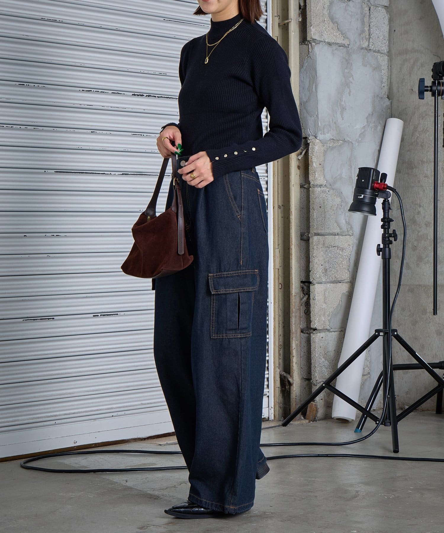 -goocy-(グーシー) 袖口ボタンタートルリブニット