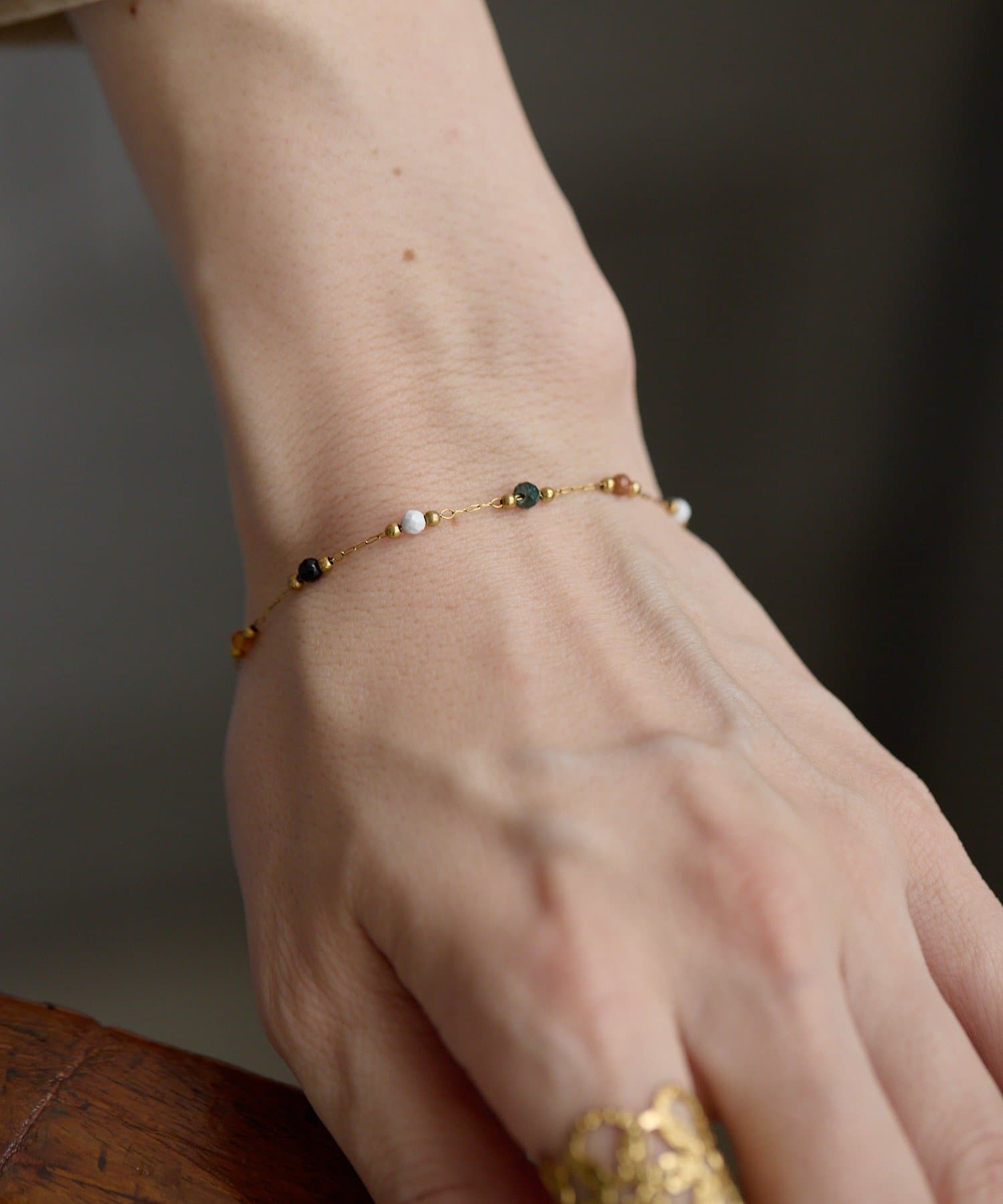 ear PAPILLONNER(イア パピヨネ) 《金属アレルギー対応/ステンレス》ブラウンストーンブレスレット