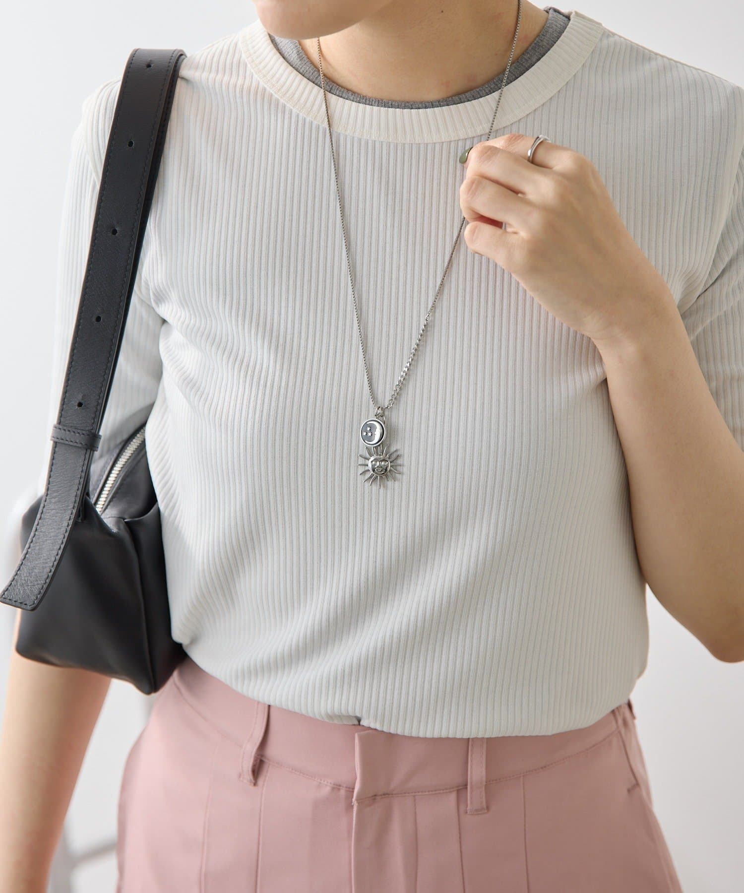 ear PAPILLONNER(イア パピヨネ) 《金属アレルギー対応/ステンレス》太陽と月ネックレス