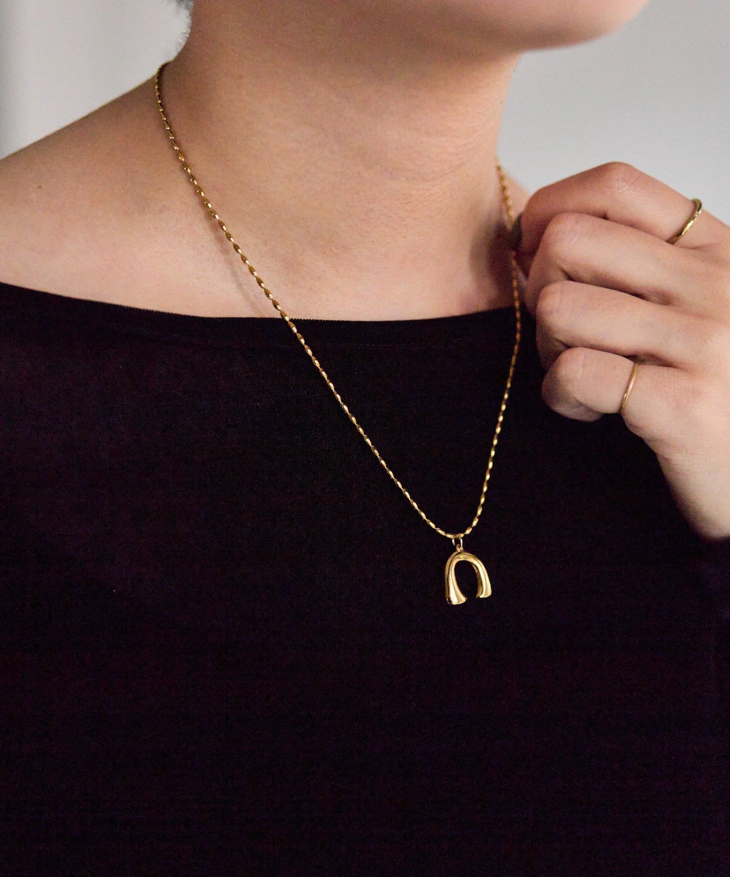 ear PAPILLONNER(イア パピヨネ) 《金属アレルギー対応/ステンレス》Cパーツトップネックレス