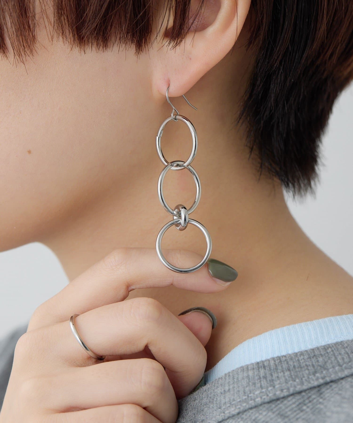 ear PAPILLONNER(イア パピヨネ) 《金属アレルギー対応/ステンレス》スリーサークルピアス