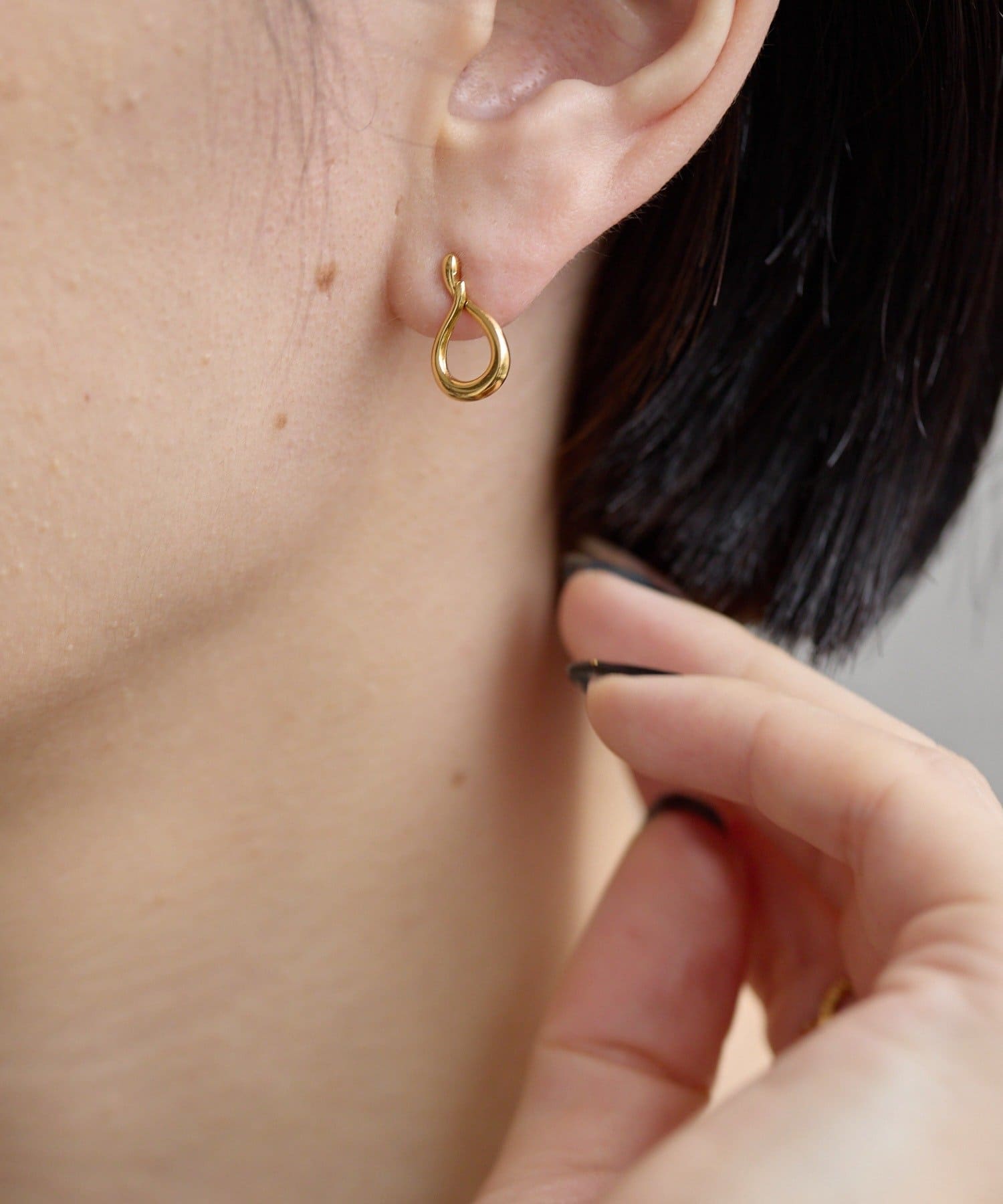 ear PAPILLONNER(イア パピヨネ) 《金属アレルギー対応/ステンレス》ワンスト雫ピアス