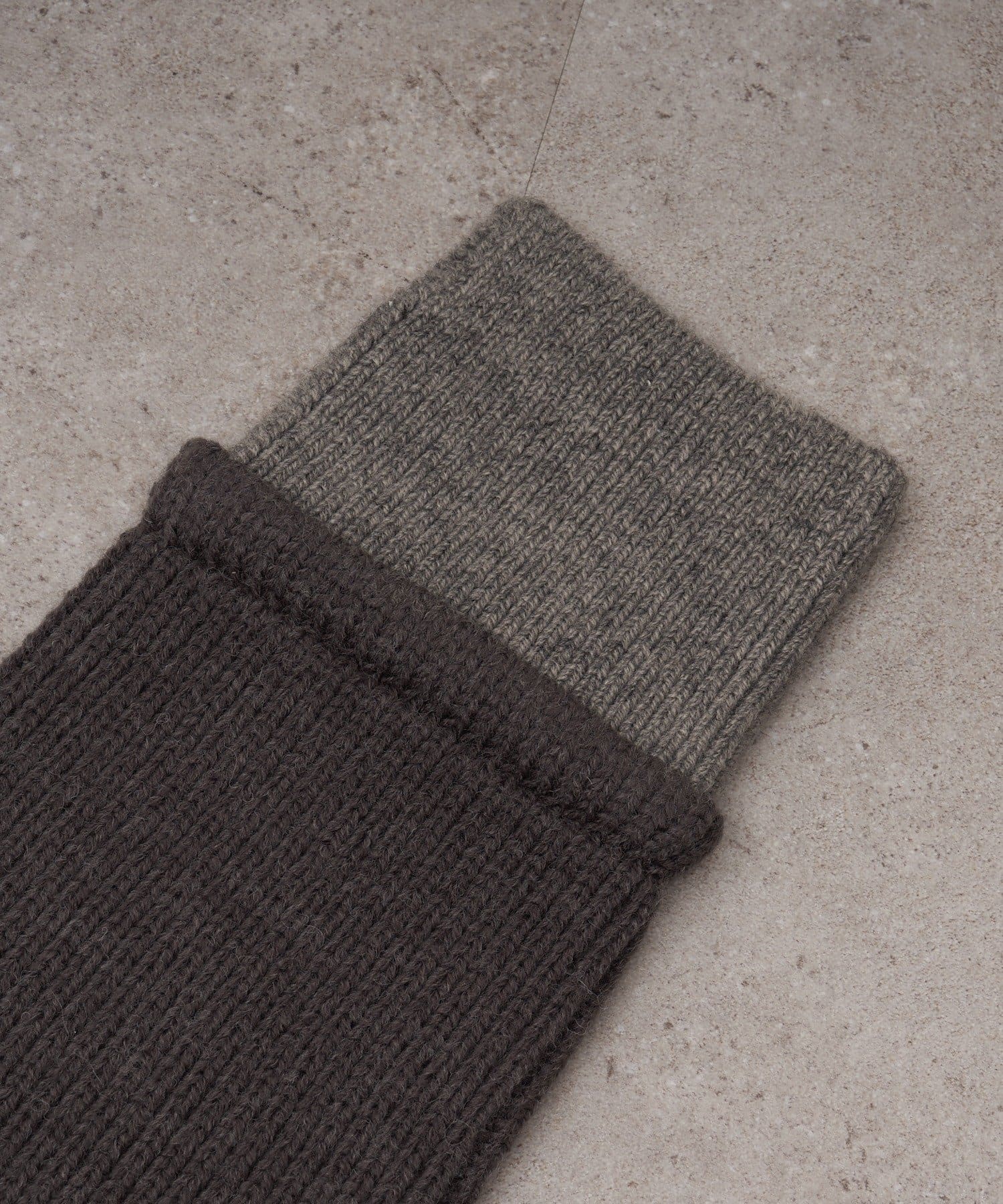 RAY CASSIN(レイカズン) 配色レッグウォーマー