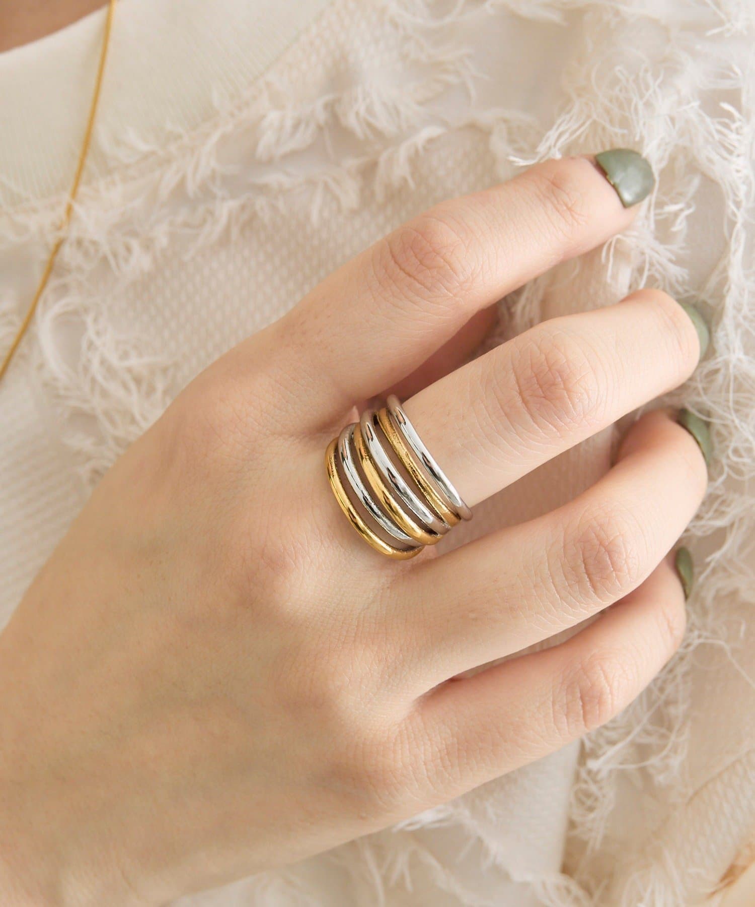 ear PAPILLONNER(イア パピヨネ) 《金属アレルギー対応/ステンレス》バイカラーワイヤードリング