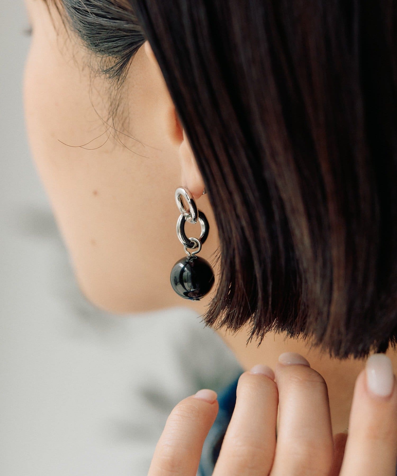 ear PAPILLONNER(イア パピヨネ) ラウンドストーンピアス