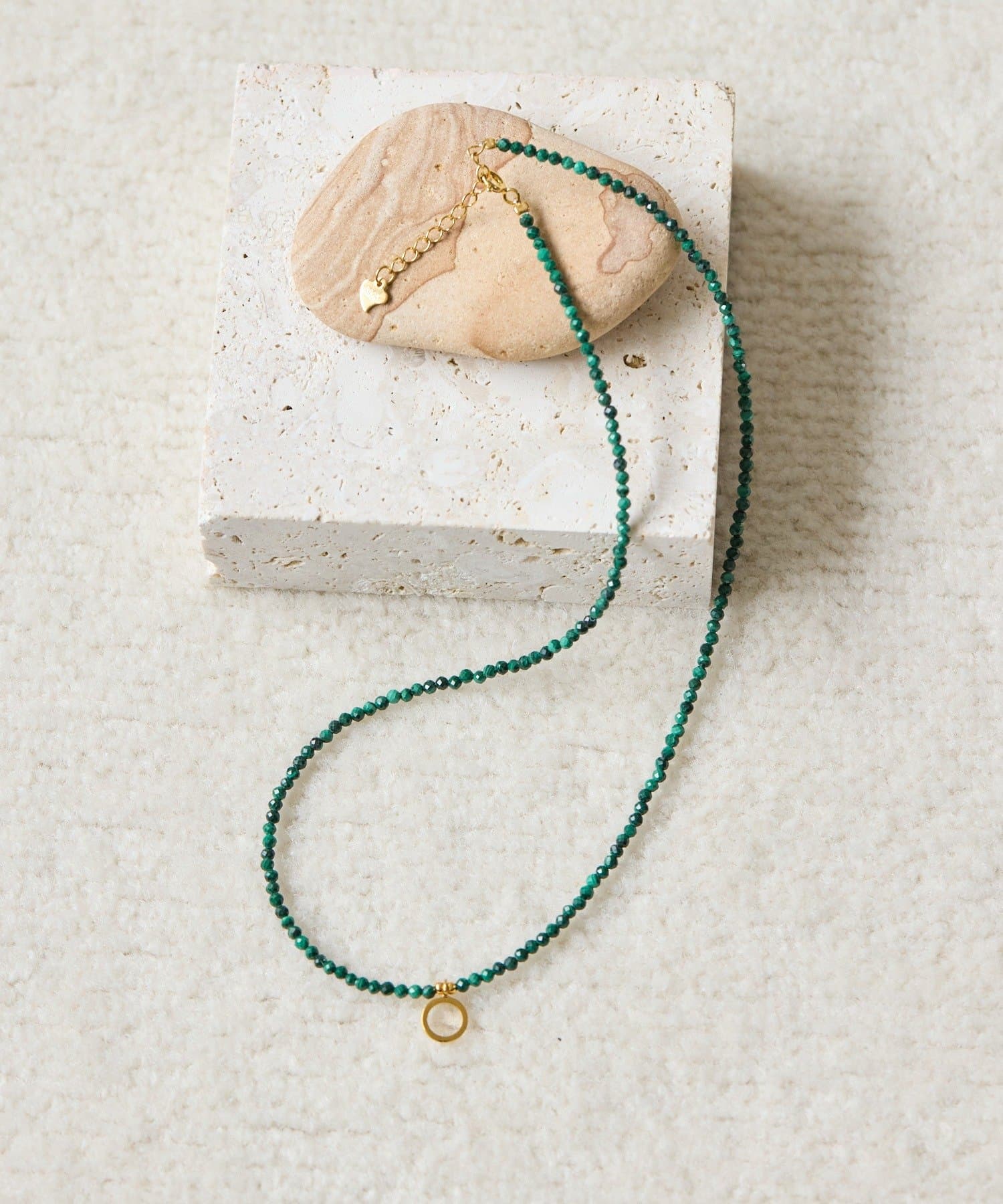 ear PAPILLONNER(イア パピヨネ) 《スターリングシルバー使用》粒ストーントップ付きネックレス