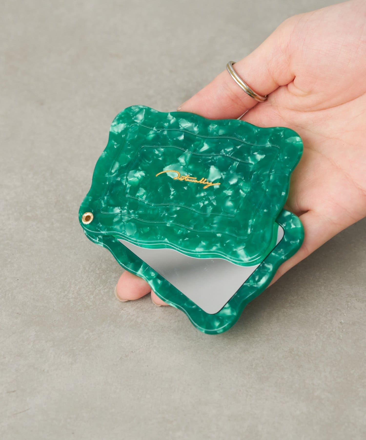 BIRTHDAY BAR(バースデイバー) スクエアアセチミラー