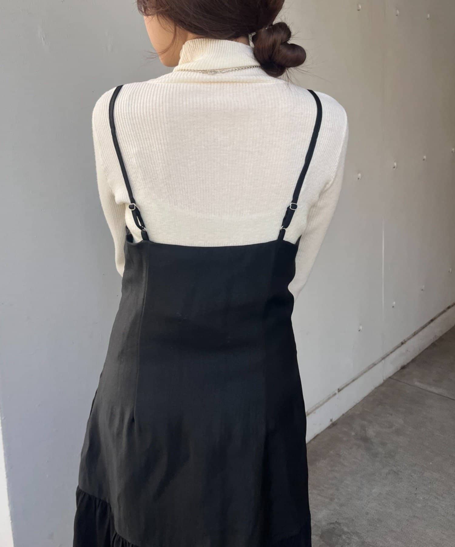 SHENERY(シーナリー) 裾レース切替サテンキャミワンピース