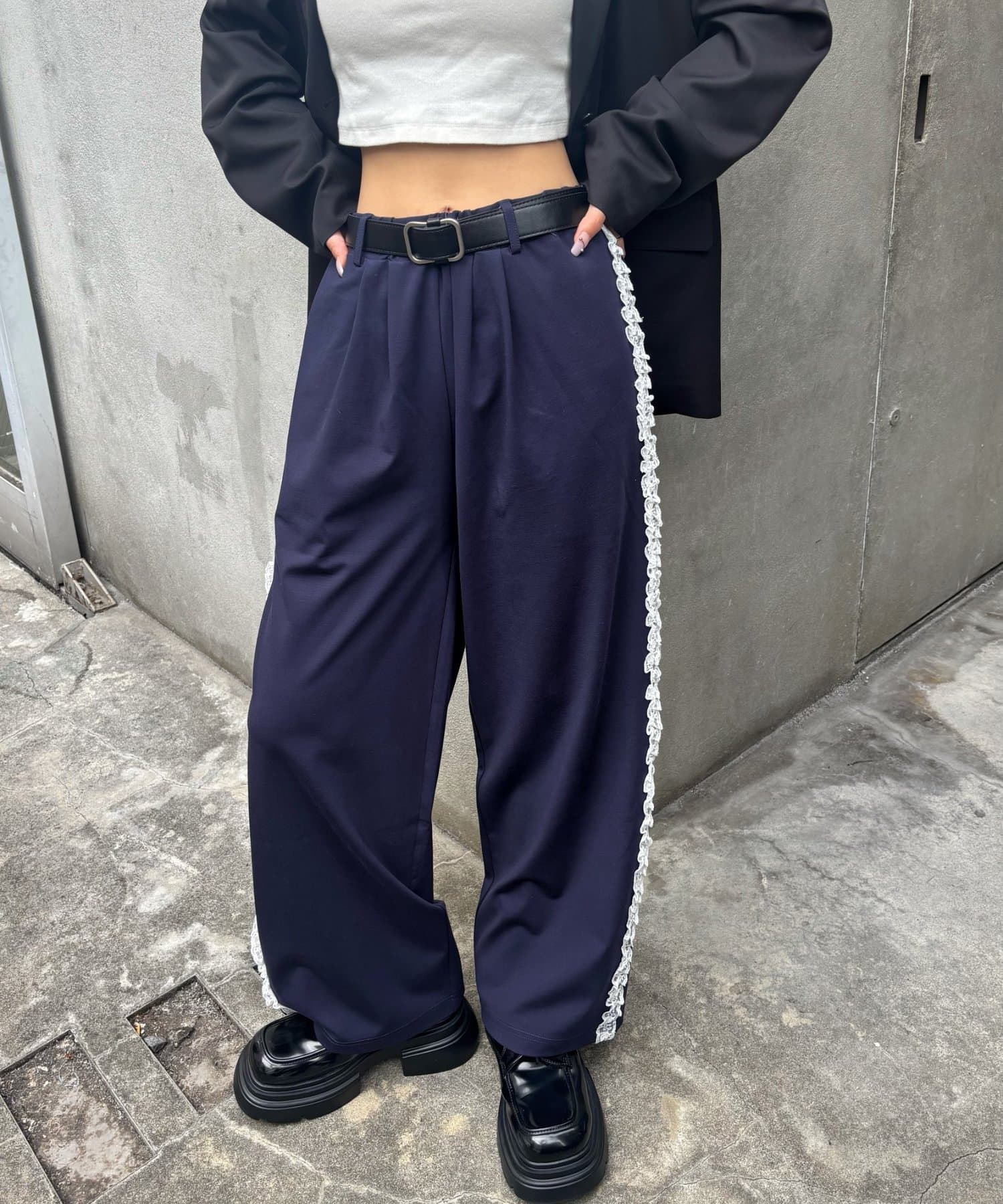 OUTLET(アウトレット) 【WHO'S WHO gallery】サイドレースラインパンツ