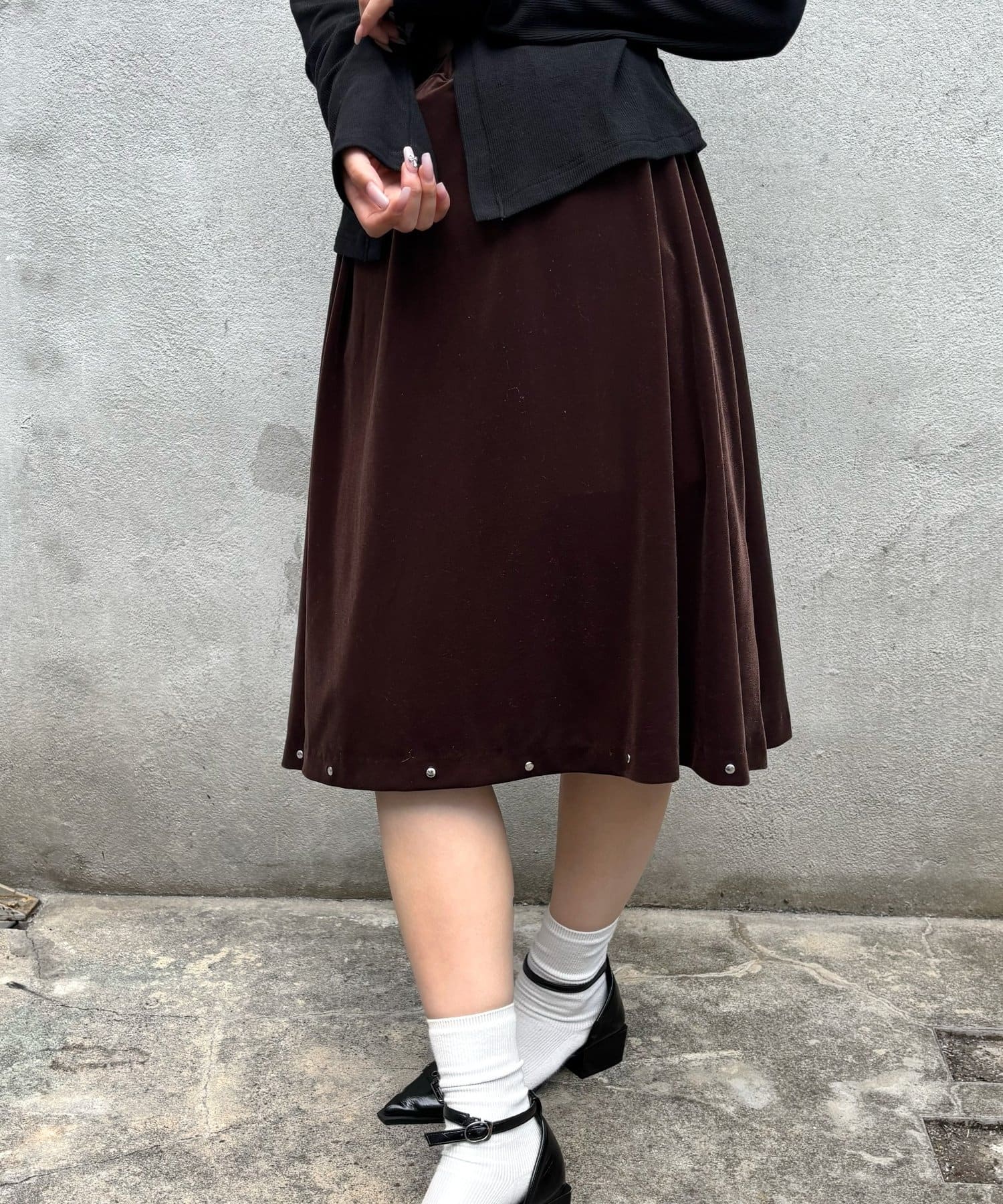 OUTLET(アウトレット) 【WHO'S WHO gallery】ベロアスタッズミドルスカート