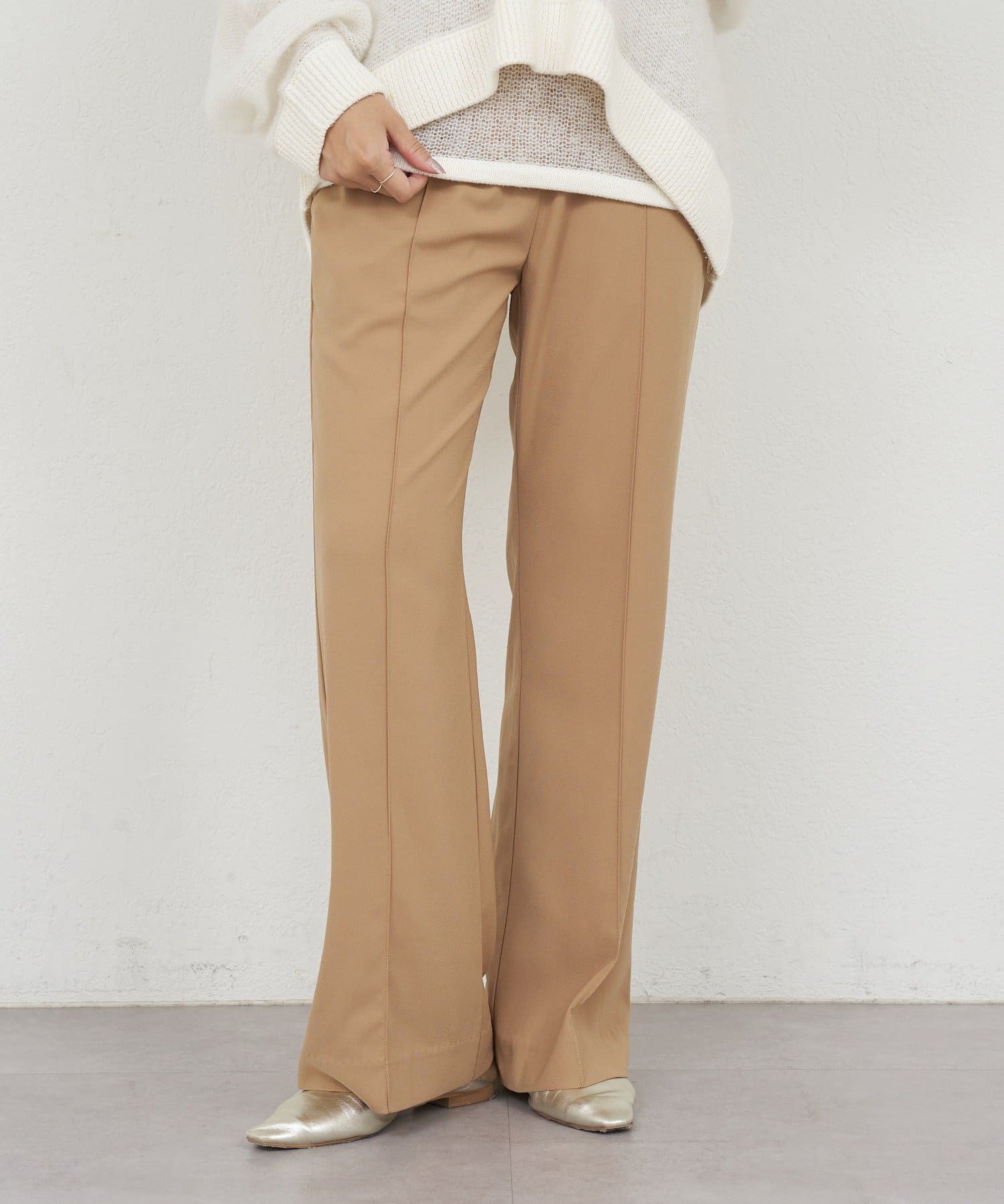 OUTLET(アウトレット) 【SHENERY】センターステッチフレアパンツ