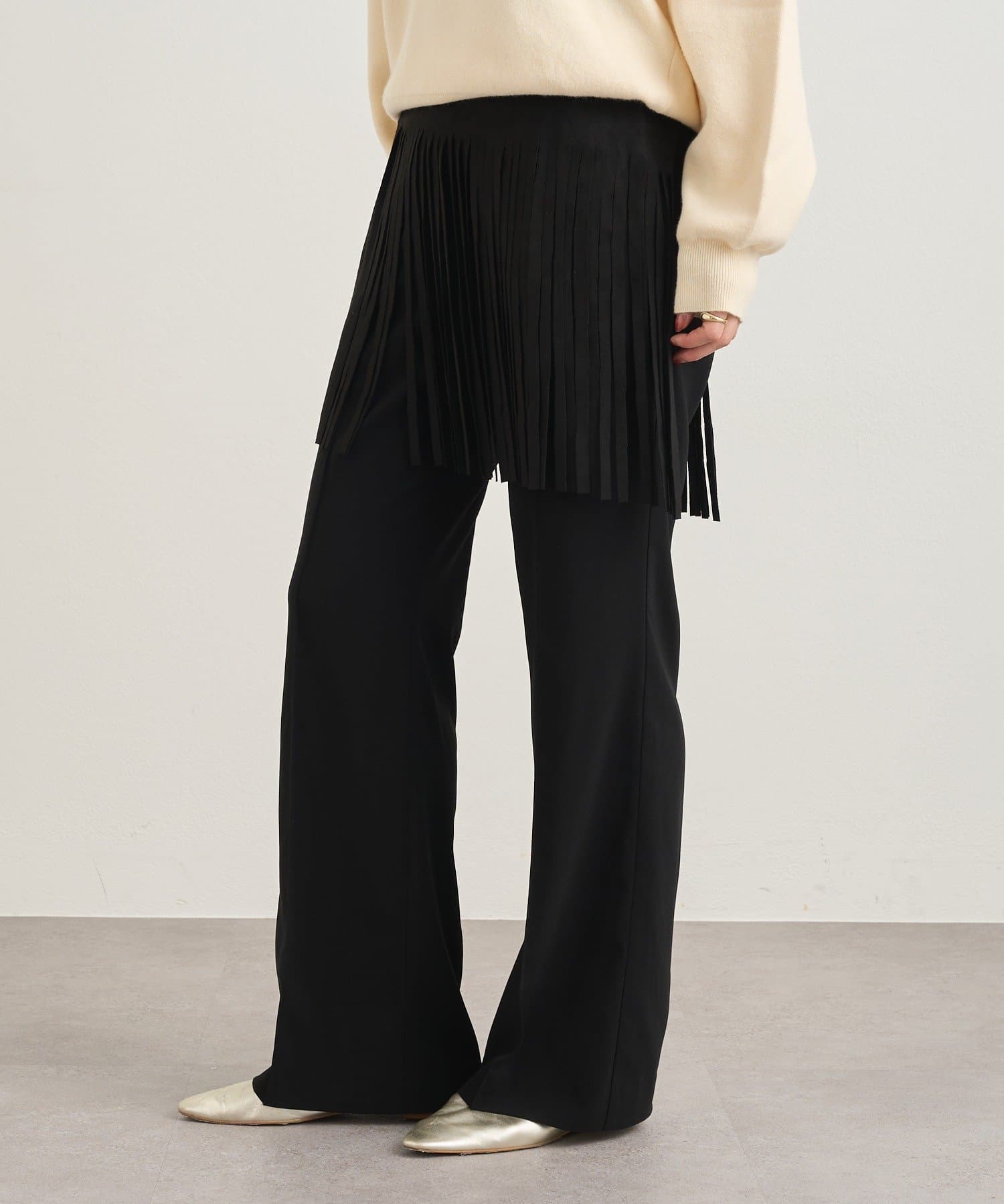 OUTLET(アウトレット) 【SHENERY】センターステッチフレアパンツ