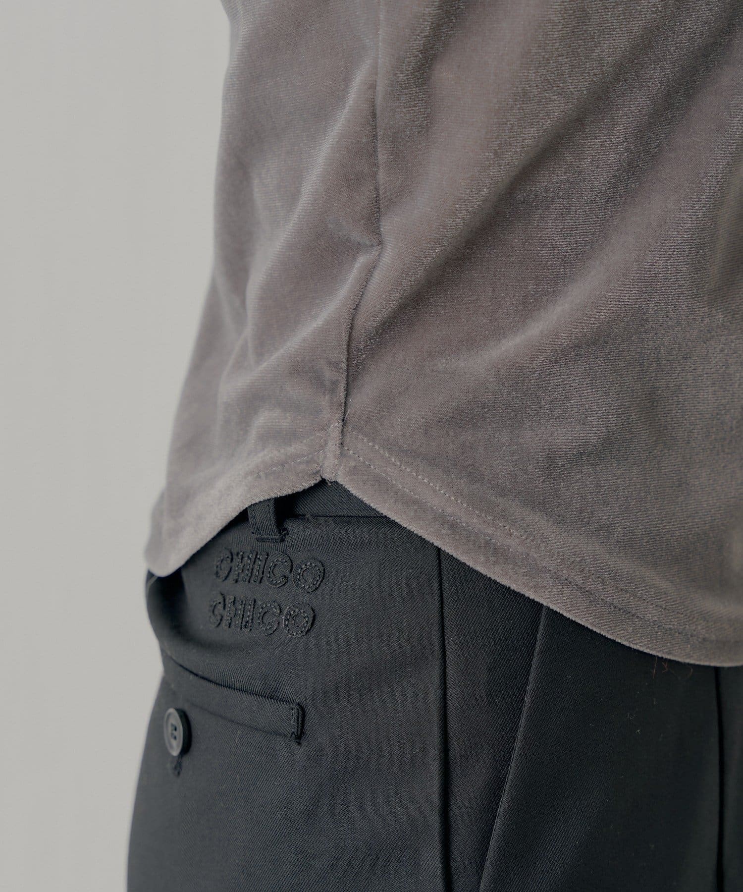 OUTLET(アウトレット) 【Chico】フリルベアキャミ+ベロアトップスセット