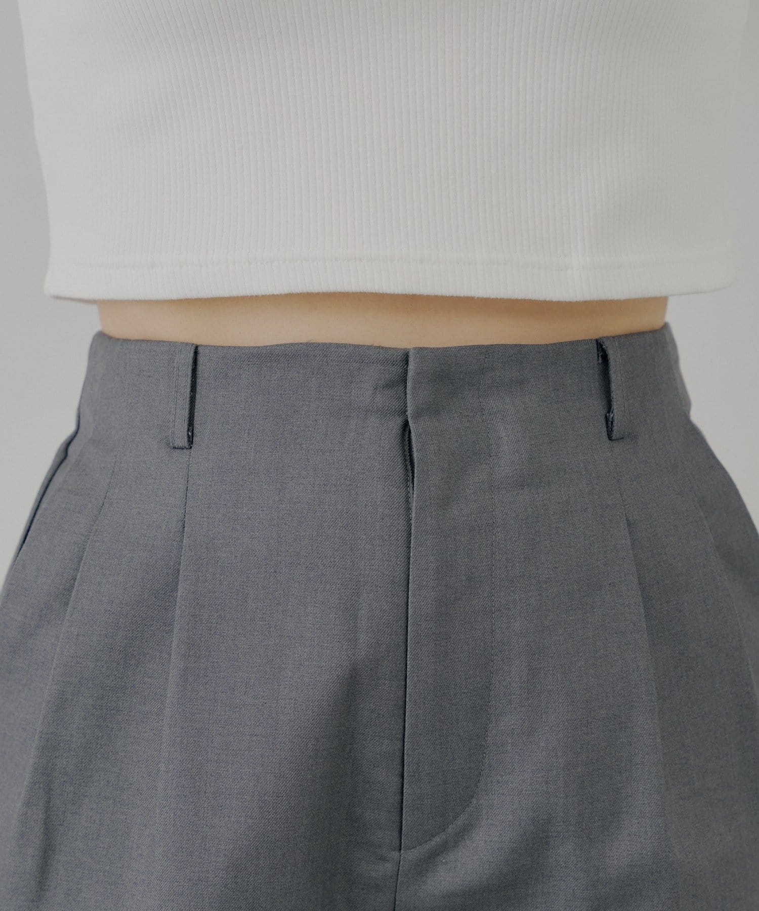 OUTLET(アウトレット) 【Chico】フロントタックショートパンツ