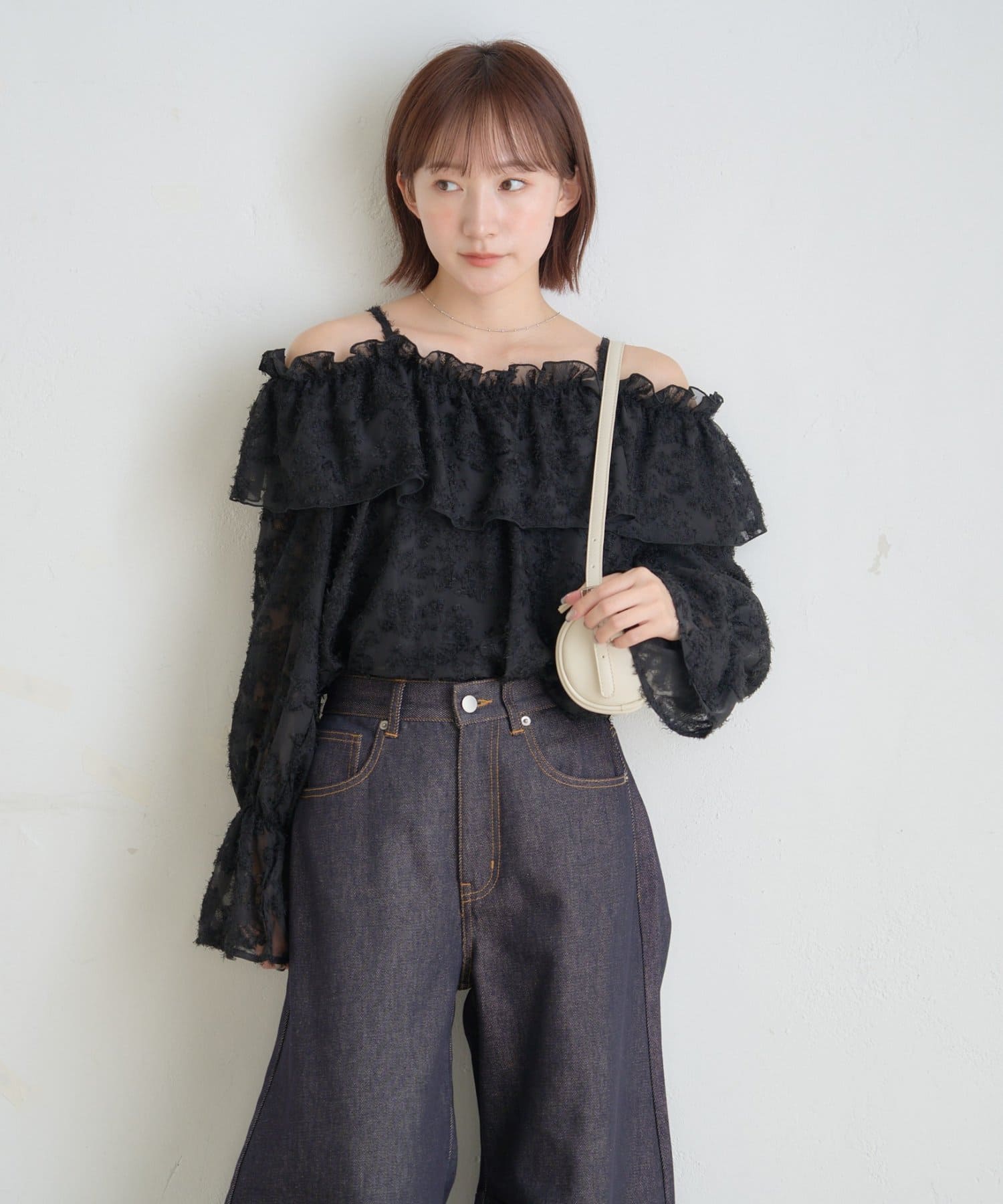 OUTLET(アウトレット) 【mystic】[mline]シャギーフリル オフショルブラウス