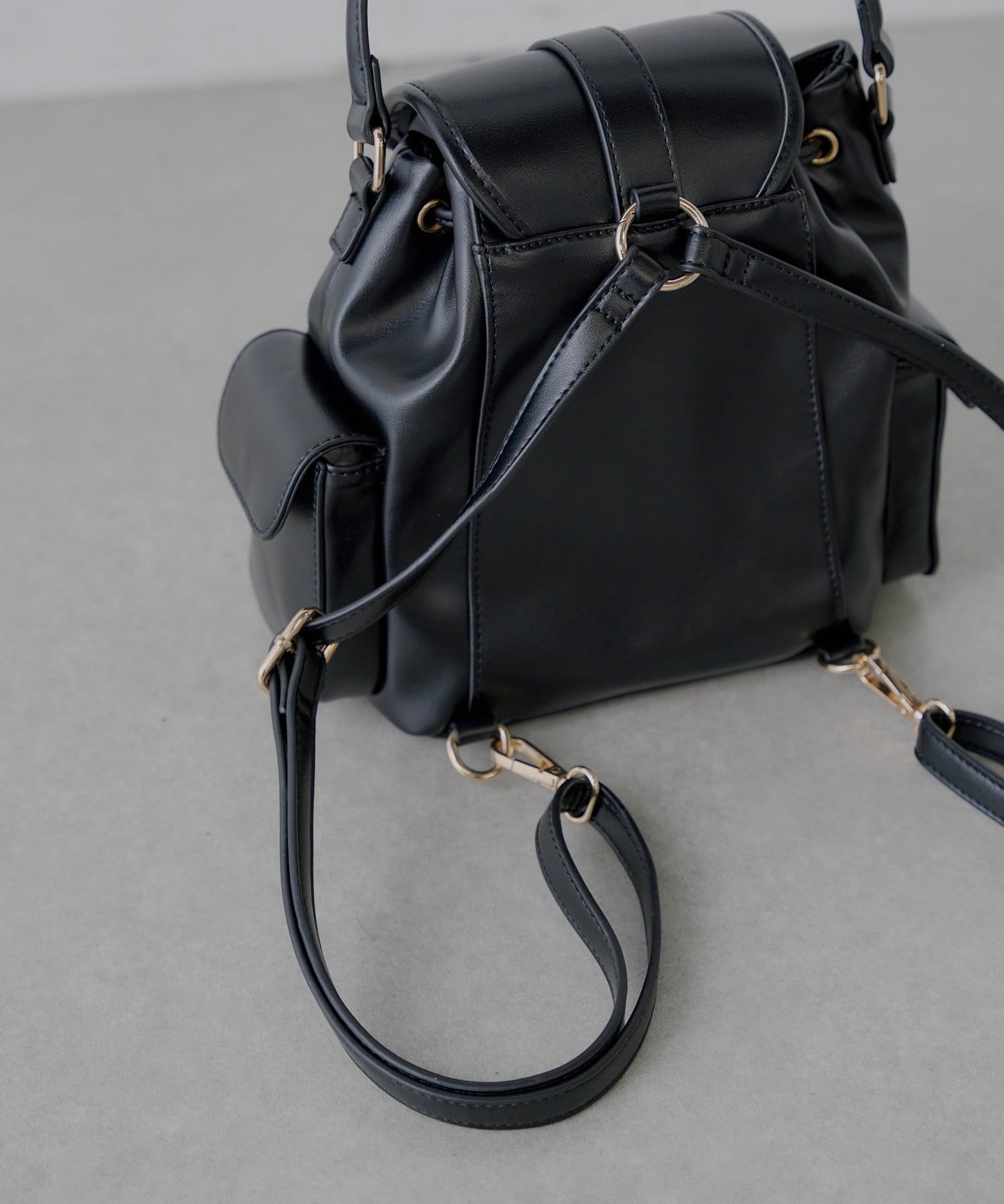 OUTLET(アウトレット) 【Chico】2way3ポケットバックパック