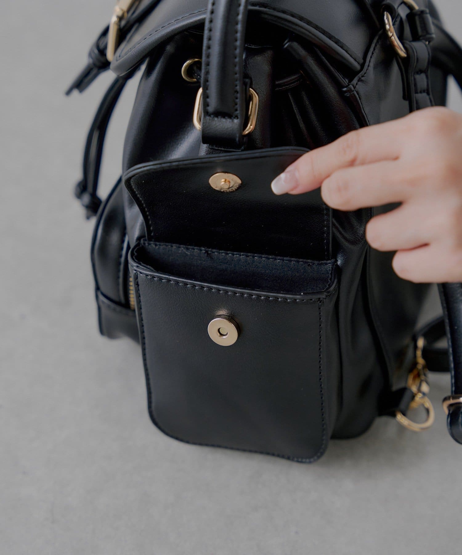 OUTLET(アウトレット) 【Chico】2way3ポケットバックパック