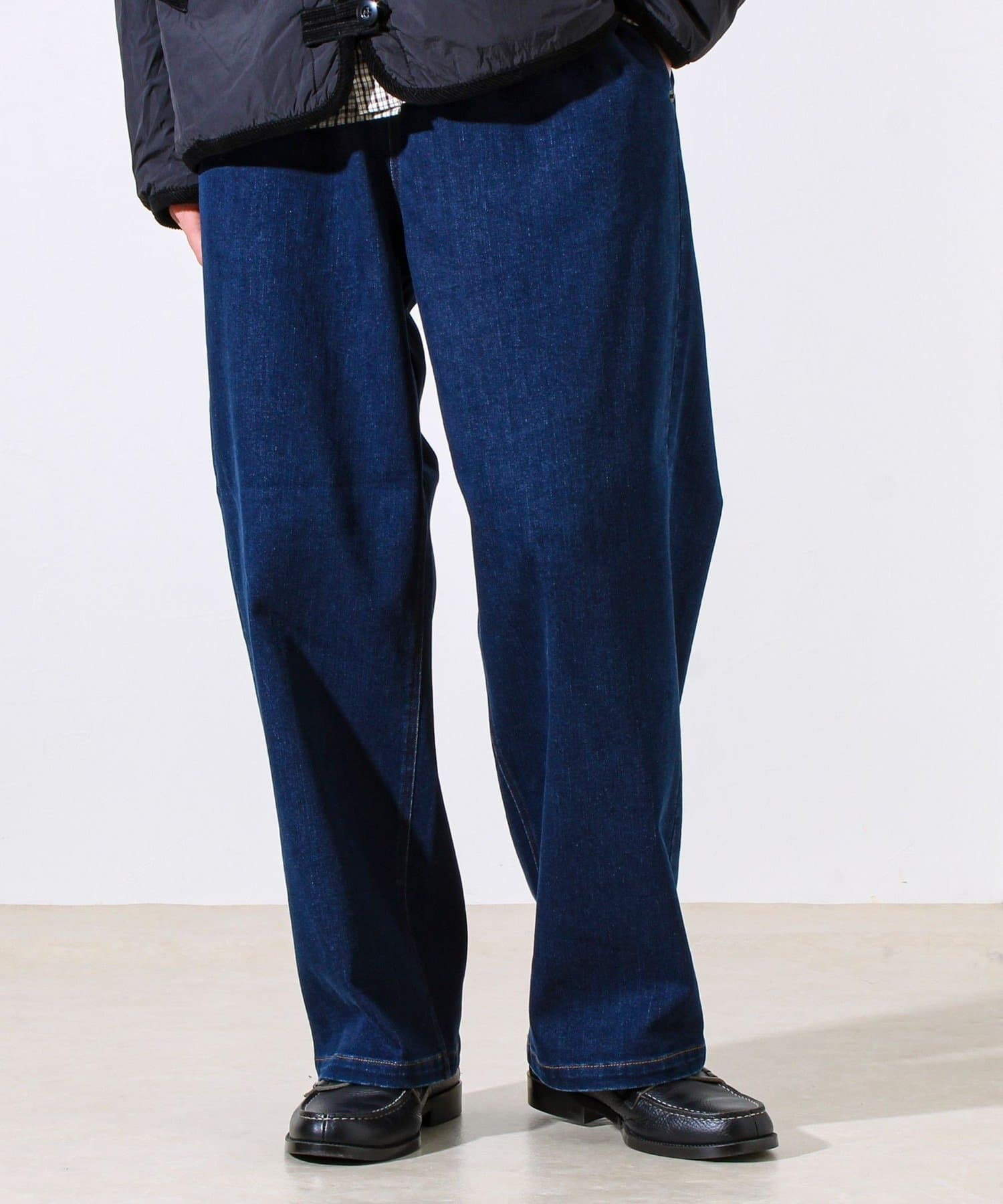 FREDY & GLOSTER(フレディ アンド グロスター) 【シーズンレス/ストレスフリーな穿き心地】ワイドストレッチデニムパンツ