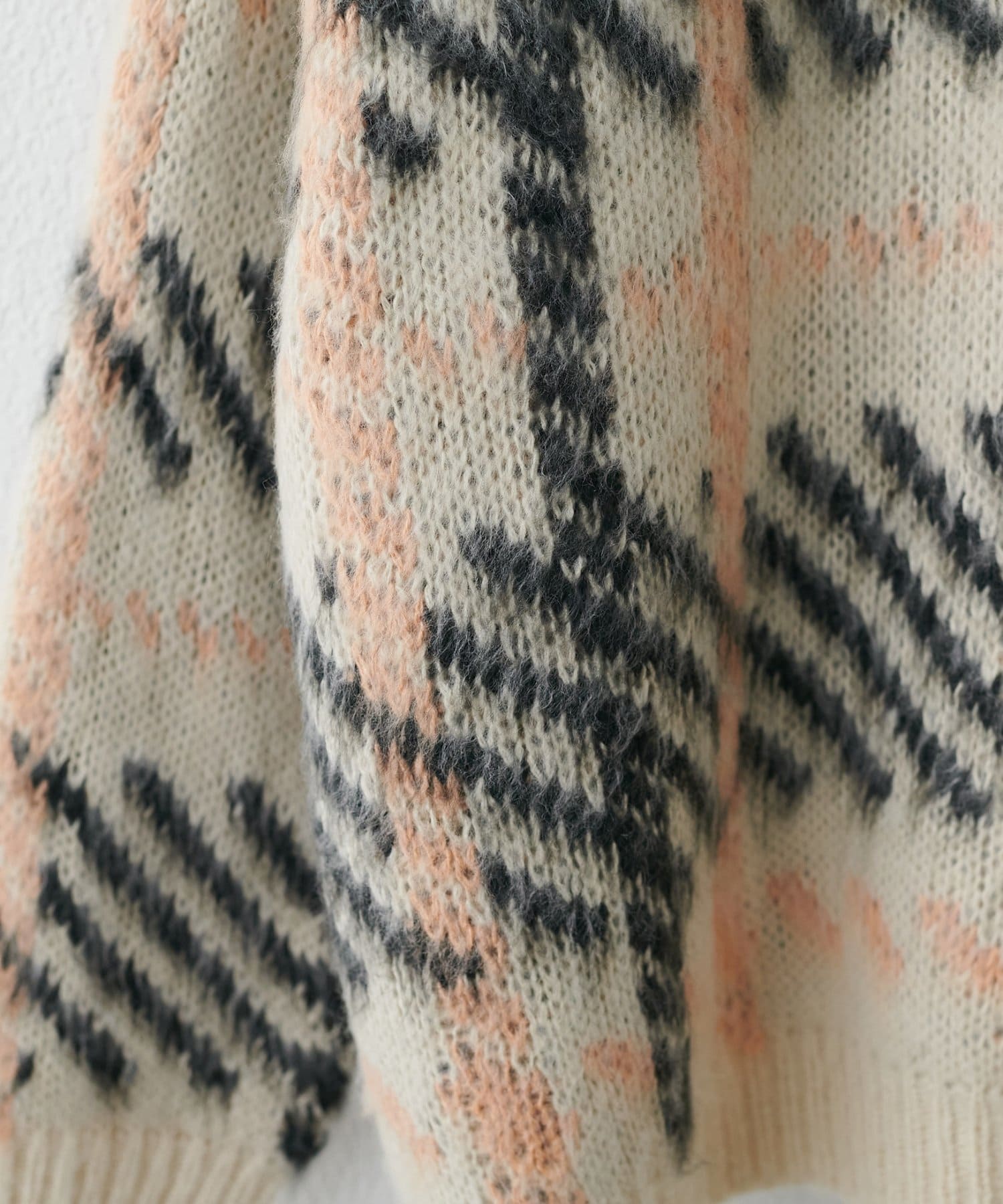 DISCOAT(ディスコート) チェックガラオーバーニット