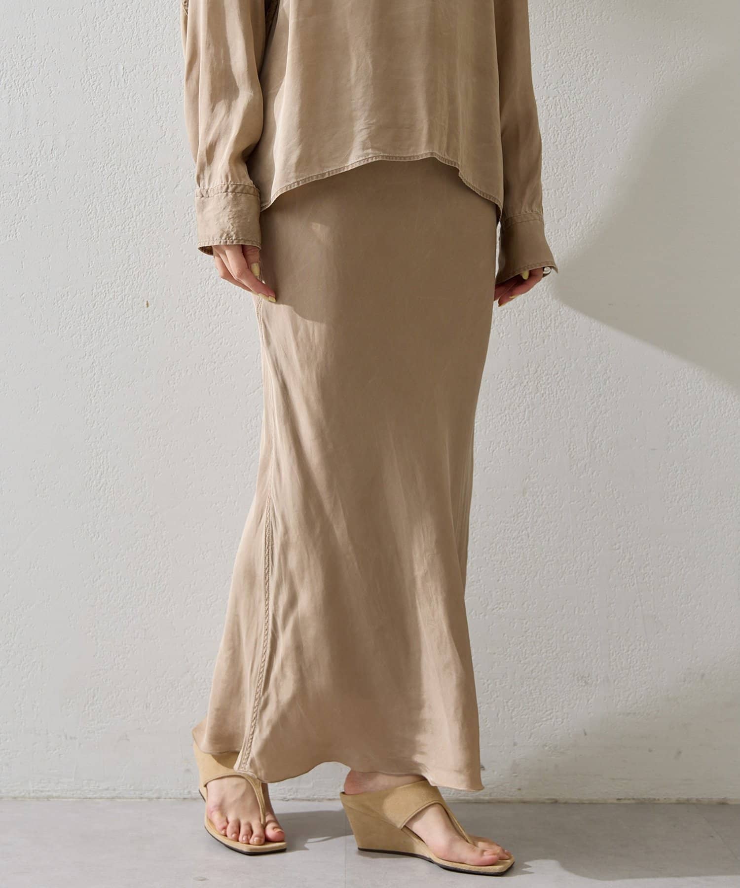 Whim Gazette(ウィム ガゼット) ピグメントロングスカート