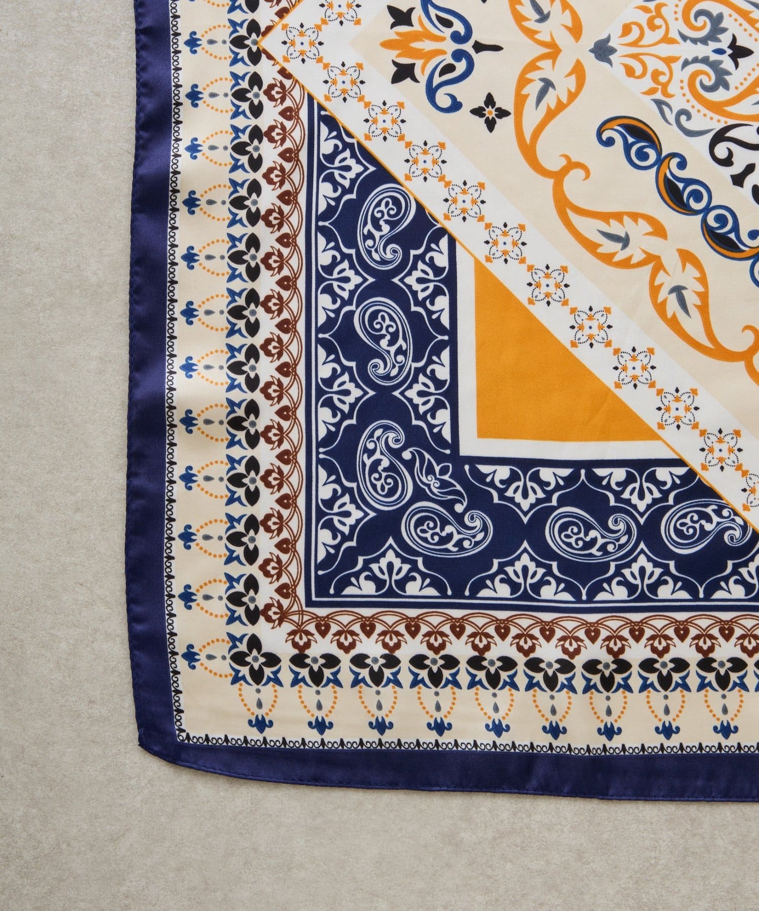 COLLAGE GALLARDAGALANTE(コラージュ ガリャルダガランテ) 【PAPILLONNER/パピヨネ】ボヘミアンペイズリースカーフ