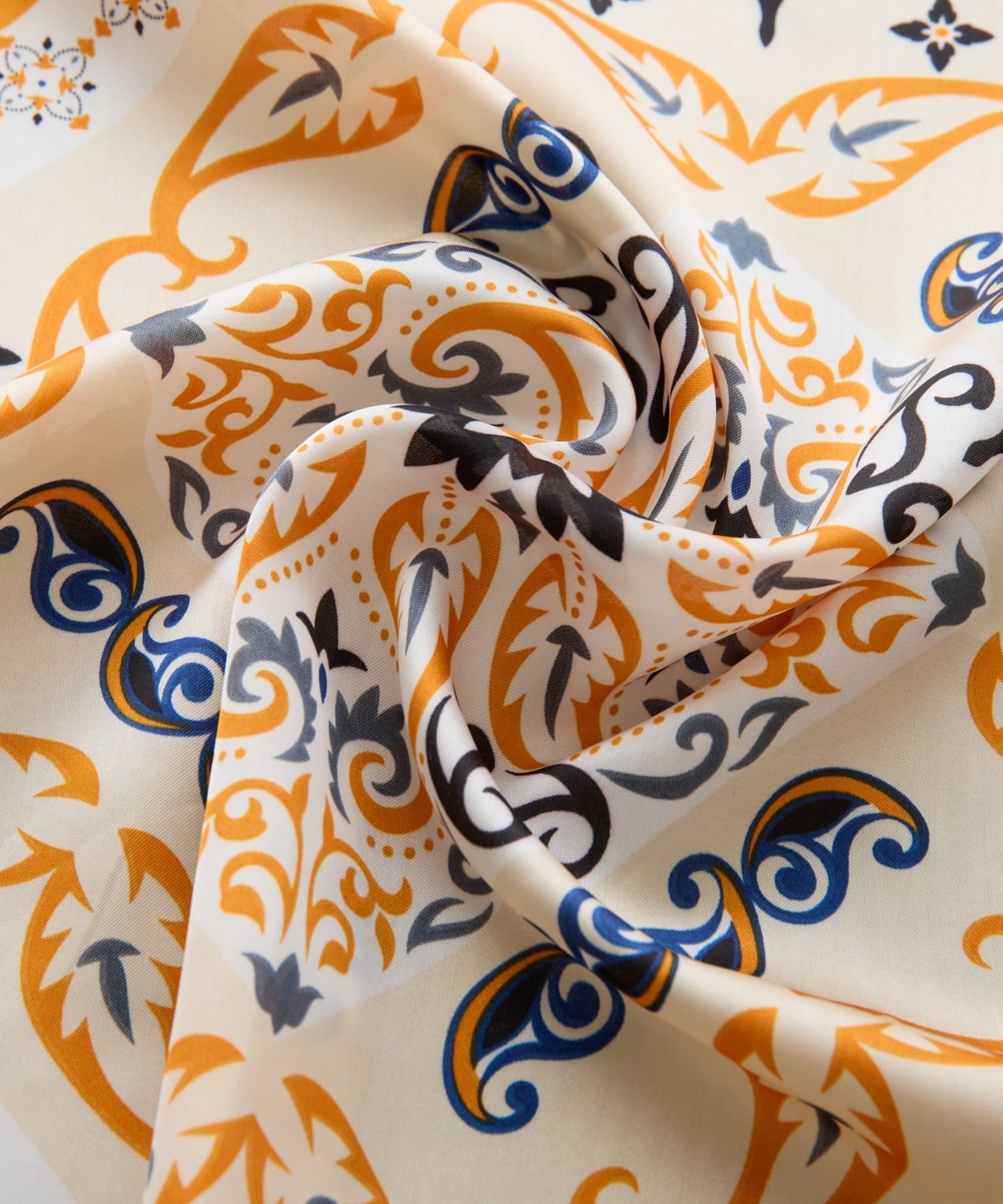 COLLAGE GALLARDAGALANTE(コラージュ ガリャルダガランテ) 【PAPILLONNER/パピヨネ】ボヘミアンペイズリースカーフ