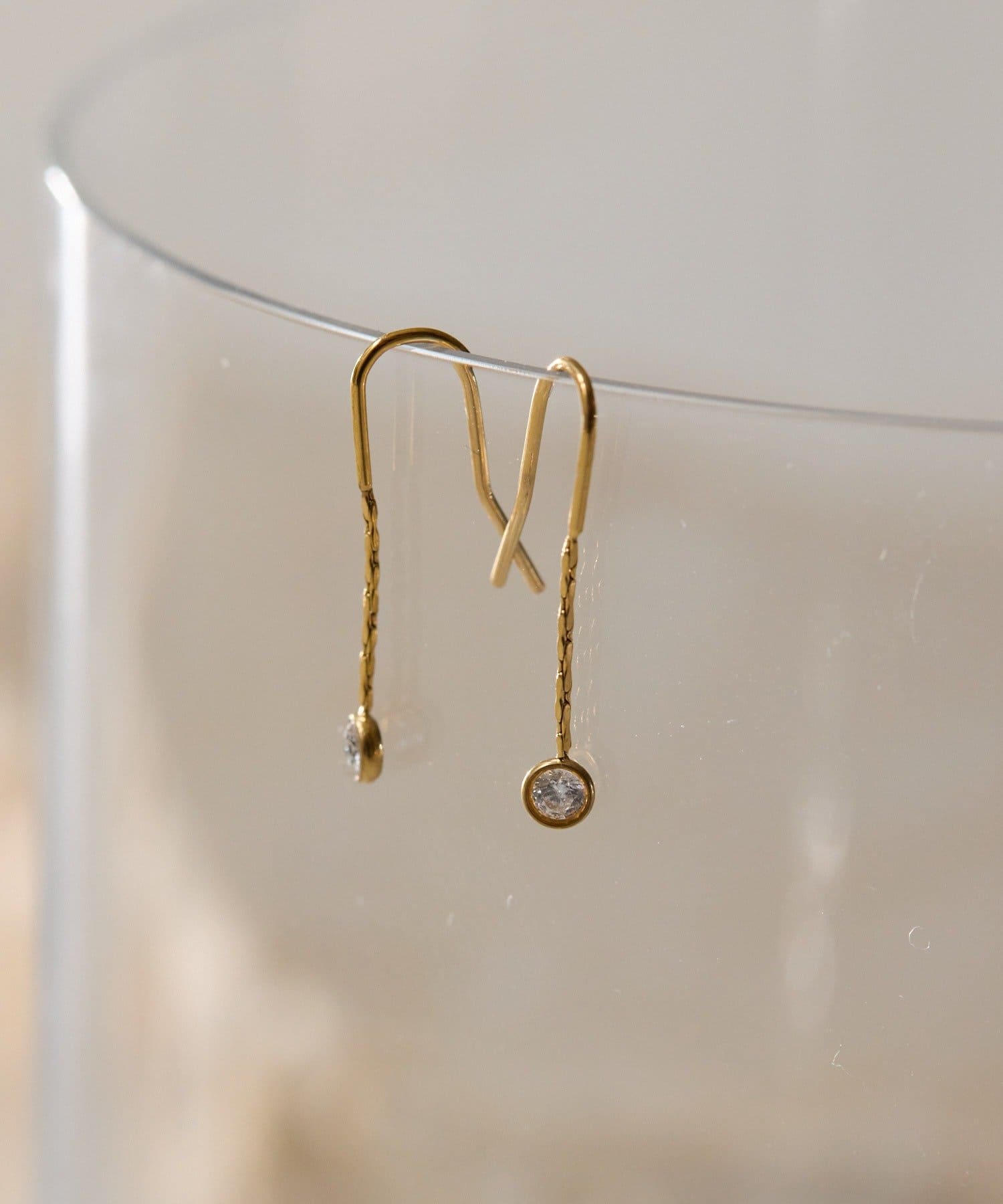 ear PAPILLONNER(イア パピヨネ) 《金属アレルギー対応/ステンレス》ミニフックピアス