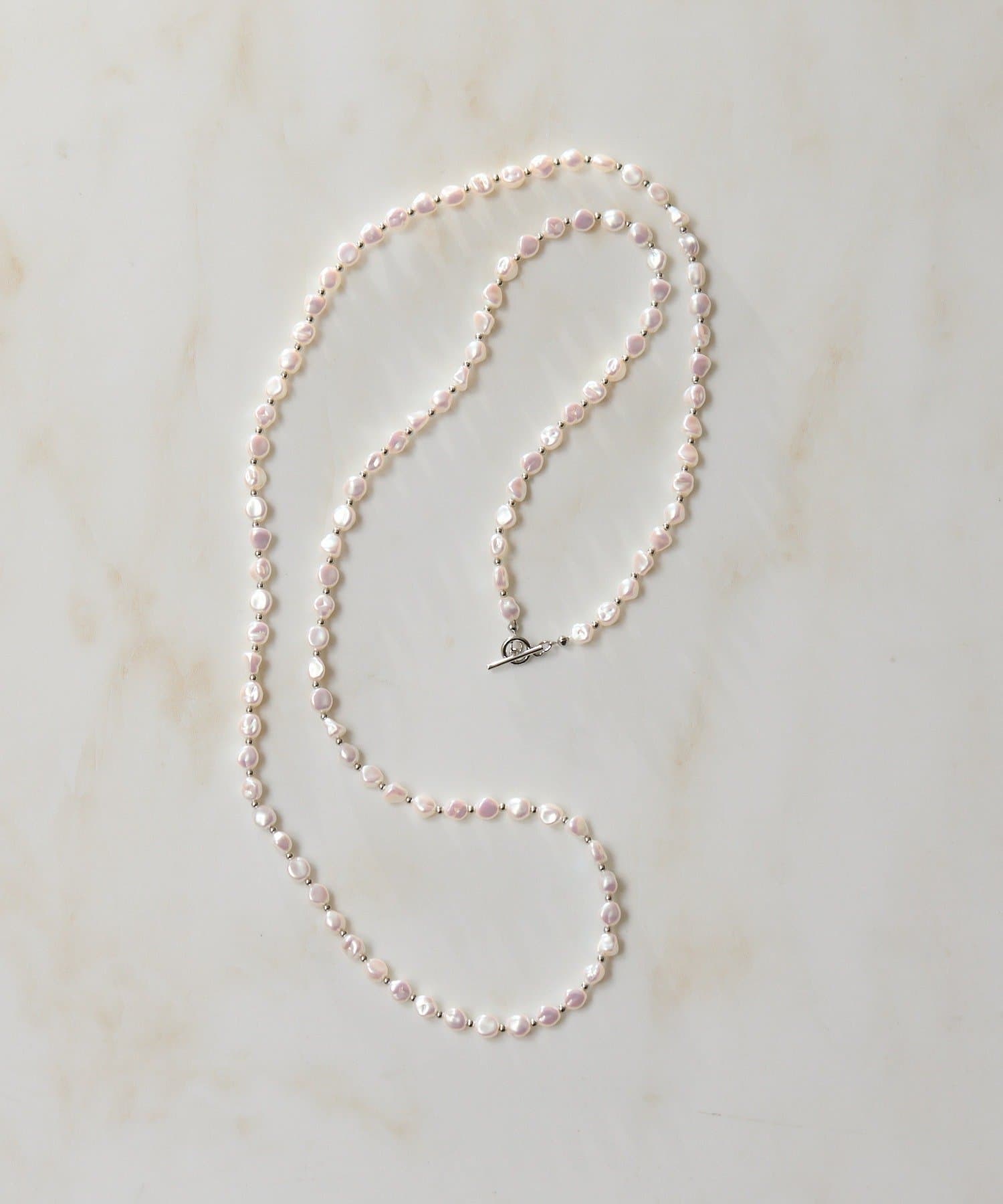 ear PAPILLONNER(イア パピヨネ) 粒バロックパールロングネックレス