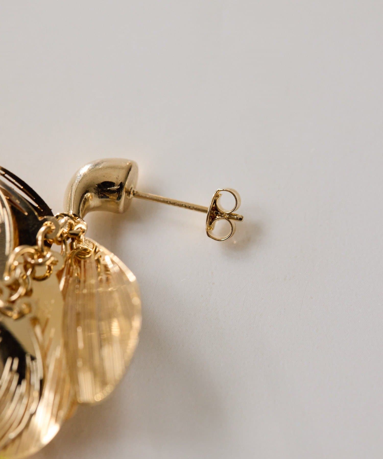 ear PAPILLONNER(イア パピヨネ) オケージョン/シャララフラワーピアス