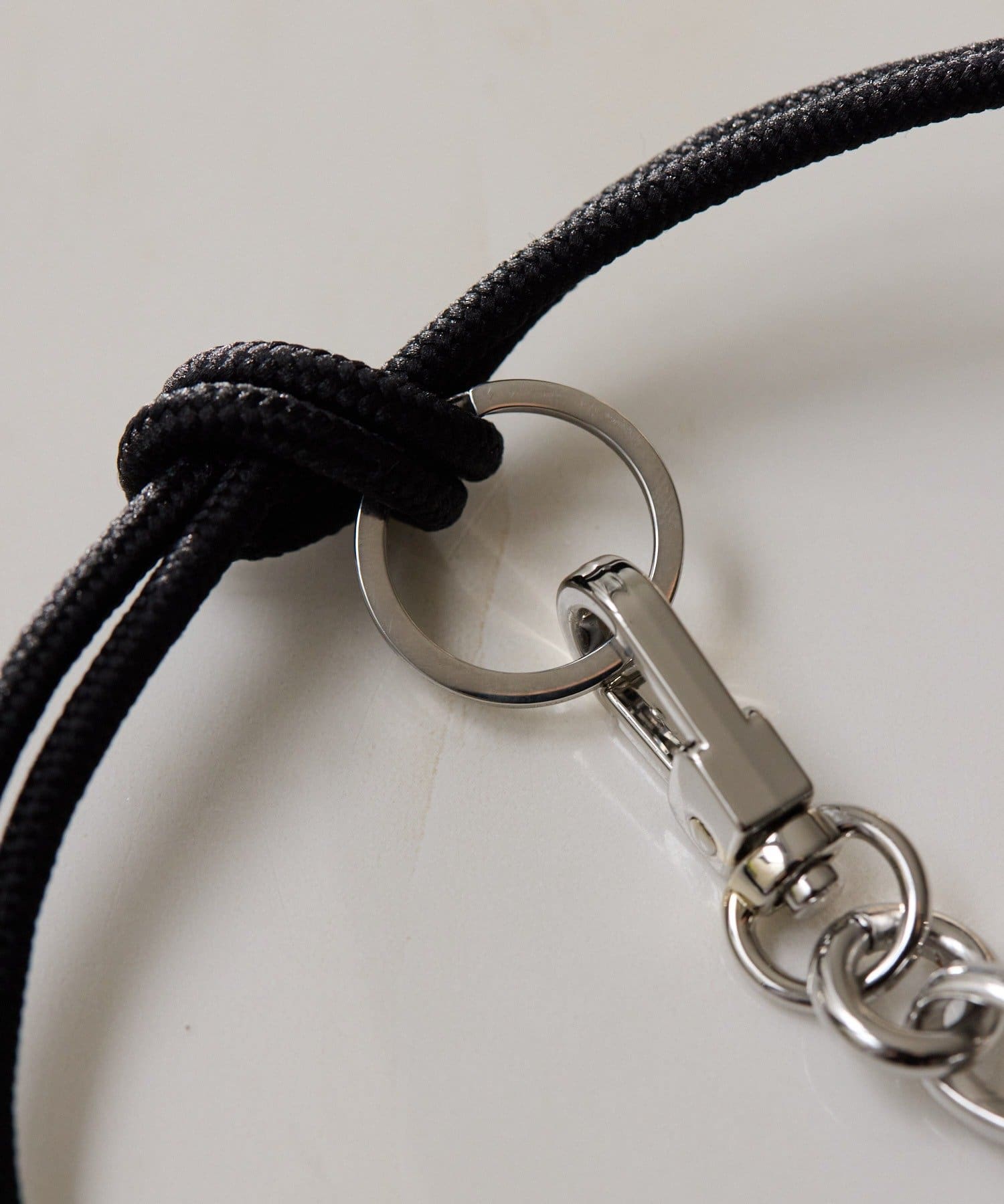 ear PAPILLONNER(イア パピヨネ) Pリボンロープネックレス