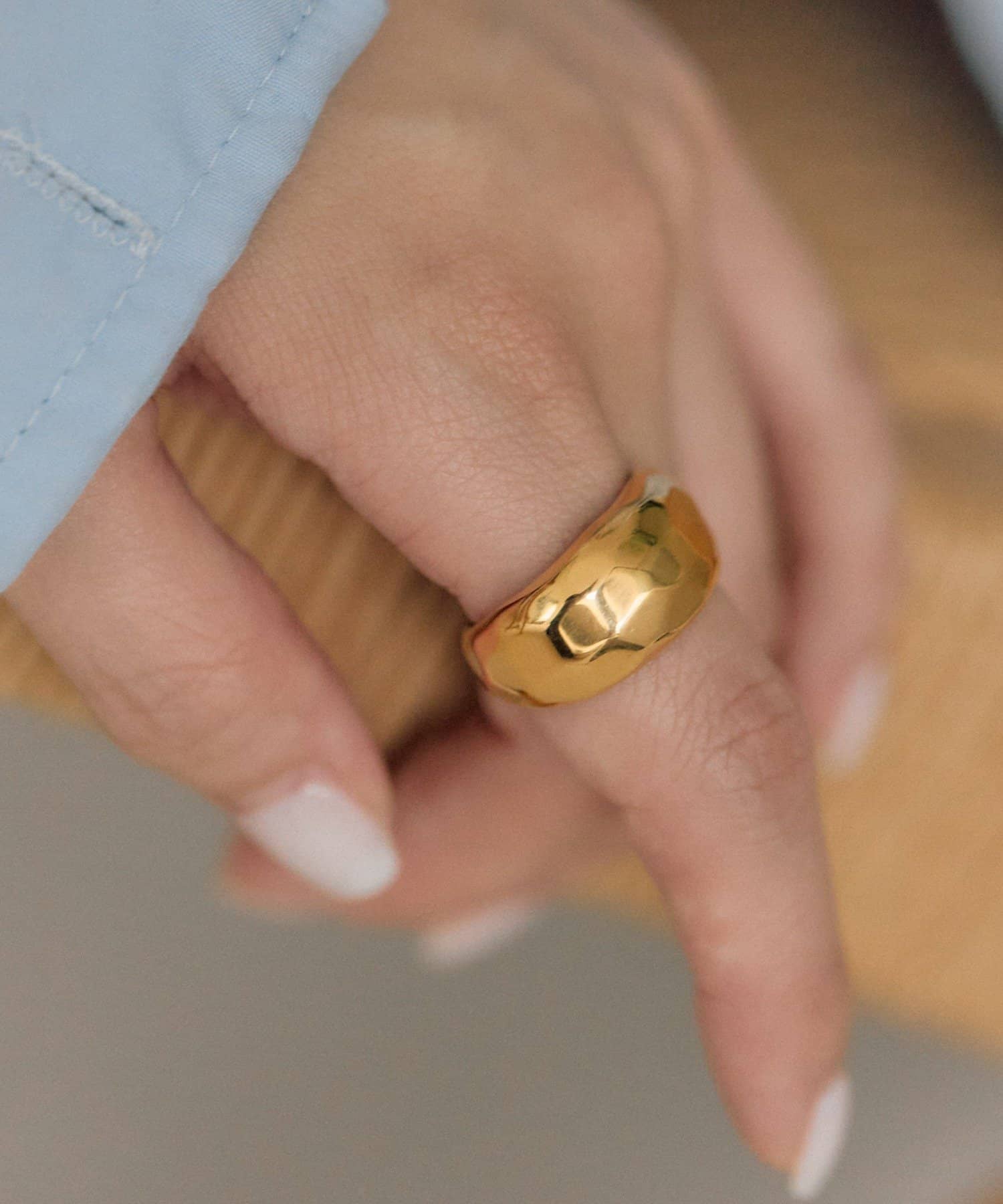 ear PAPILLONNER(イア パピヨネ) 《金属アレルギー対応/ステンレス》ラフボディリング