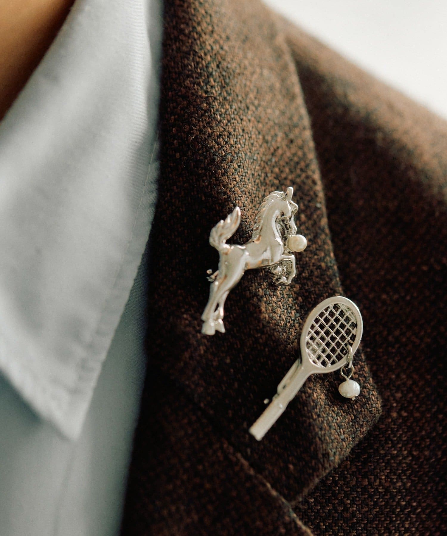 ear PAPILLONNER(イア パピヨネ) 《WEB＆一部店舗限定》ホースブローチ