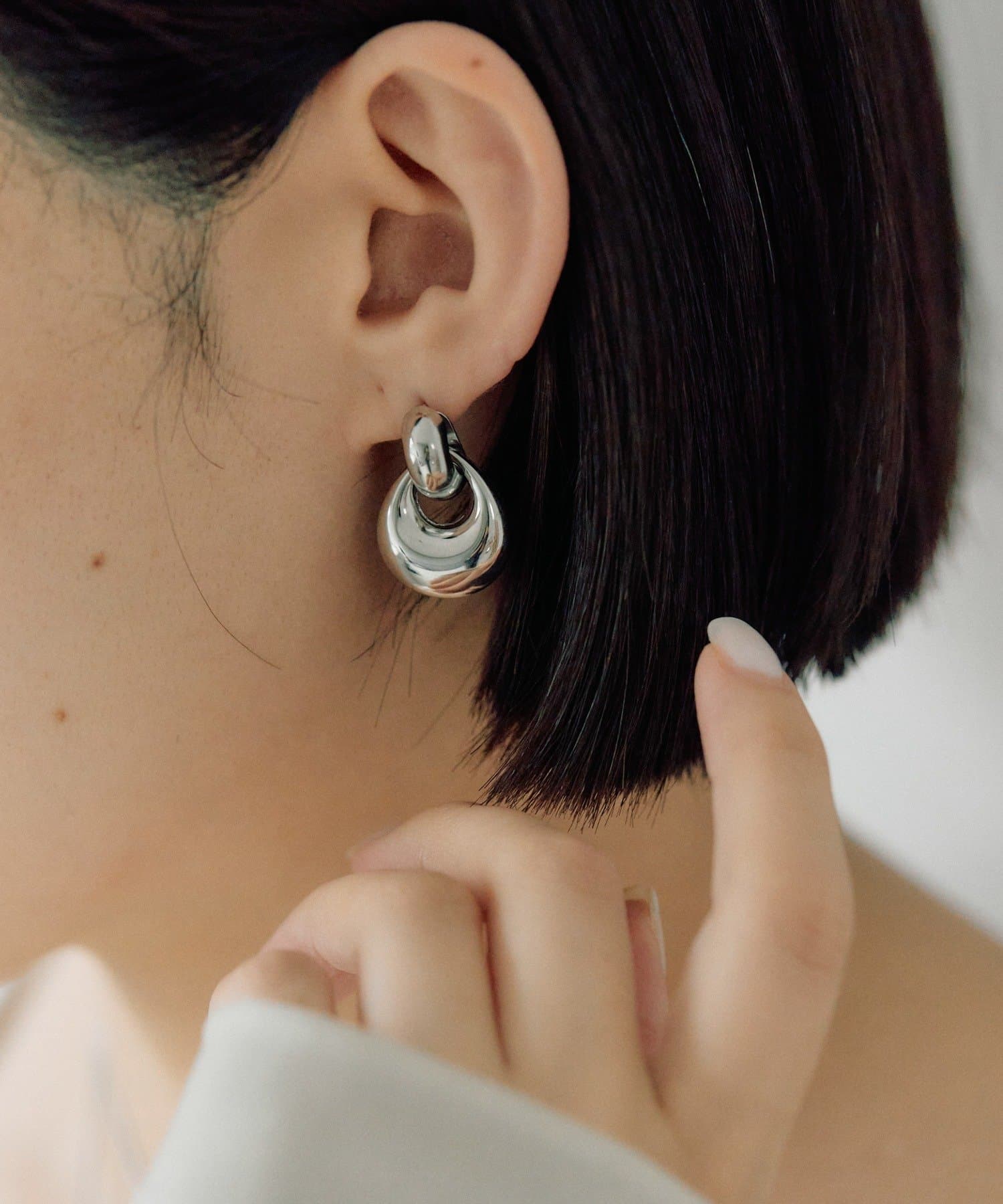 ear PAPILLONNER(イア パピヨネ) 《金属アレルギー対応/ステンレス》ドロップフープピアス