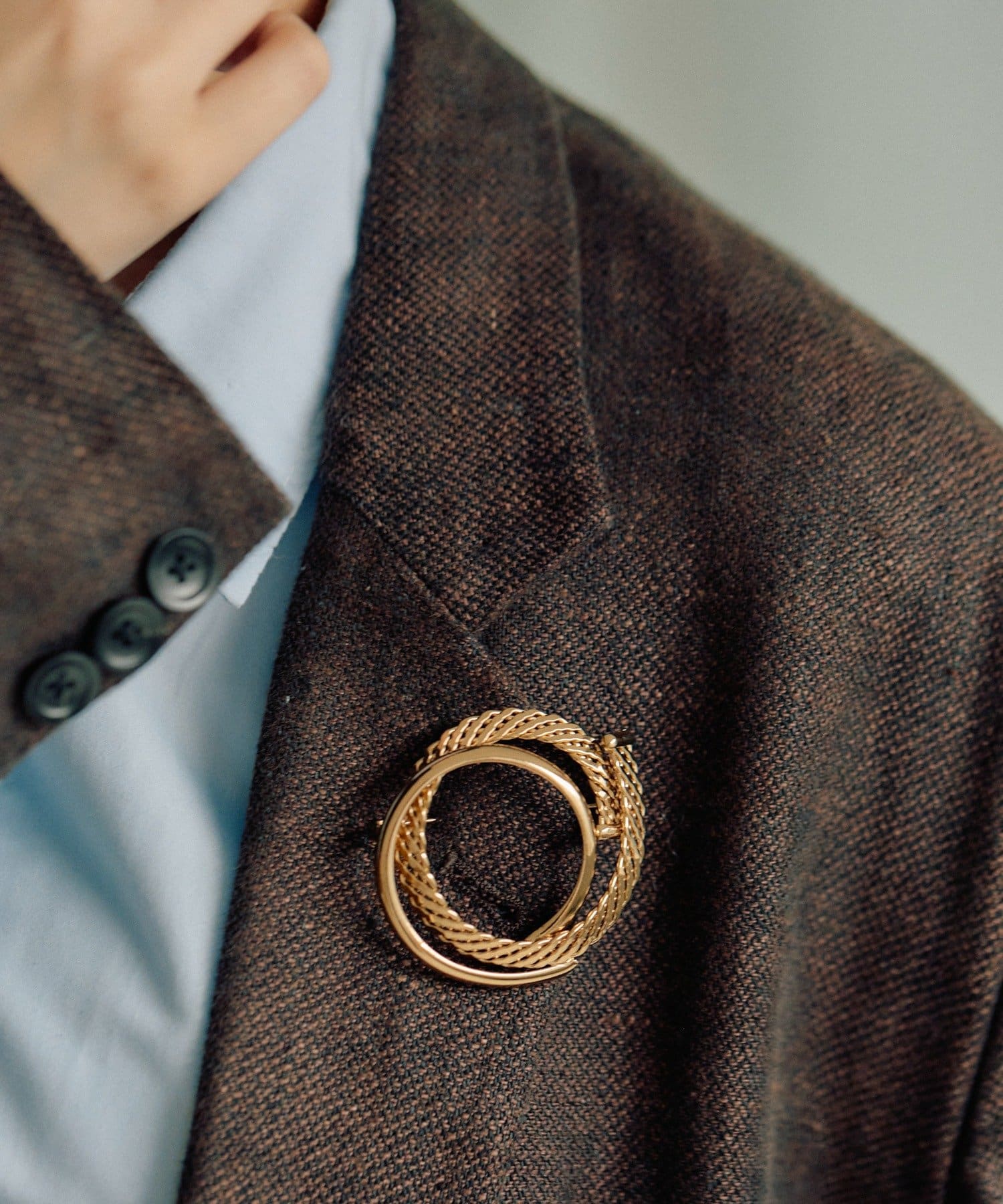 ear PAPILLONNER(イア パピヨネ) メッシュリボンフープブローチ