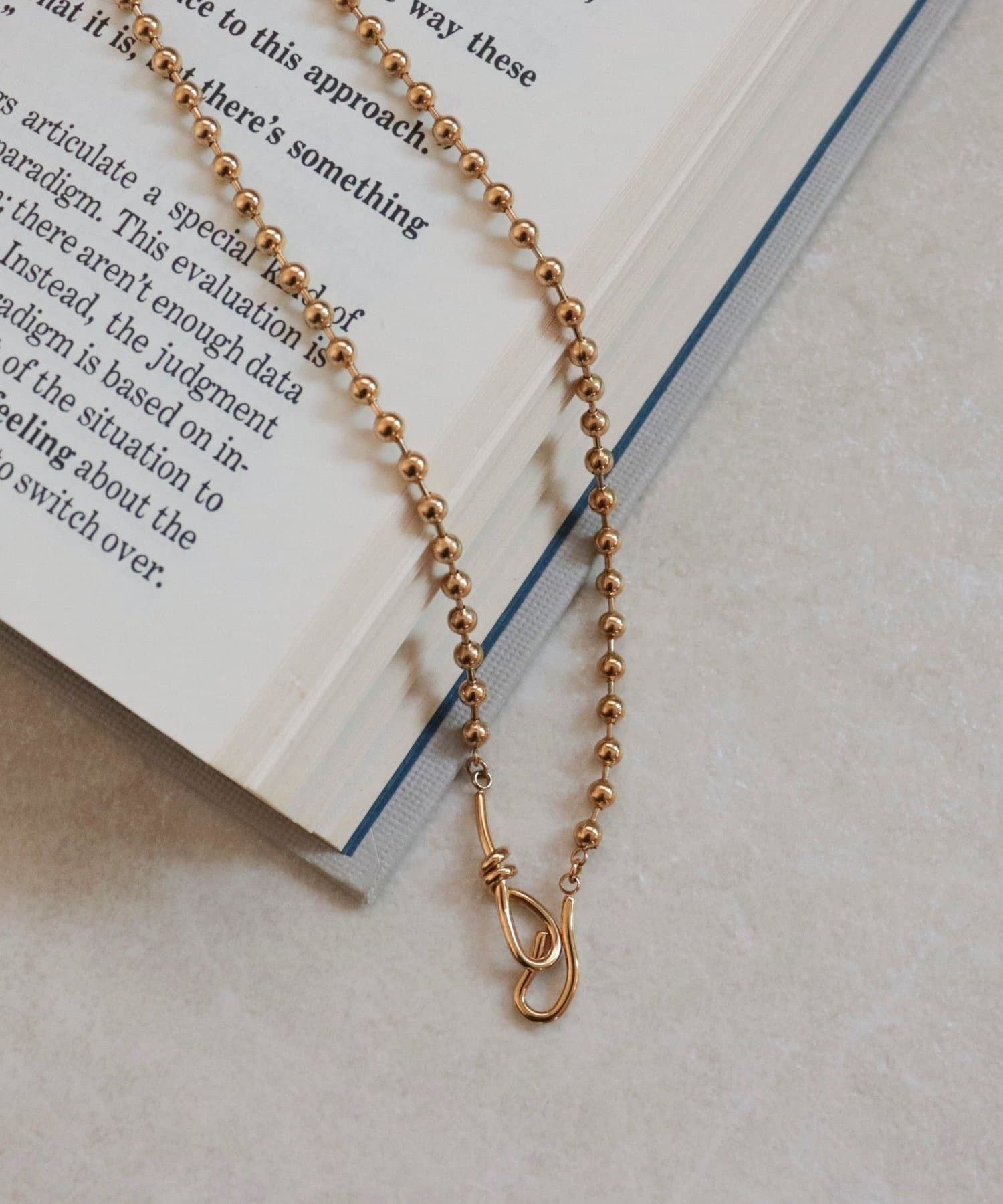 FREDY & GLOSTER(フレディ アンド グロスター) ステンレスボールチェーンフックネックレス