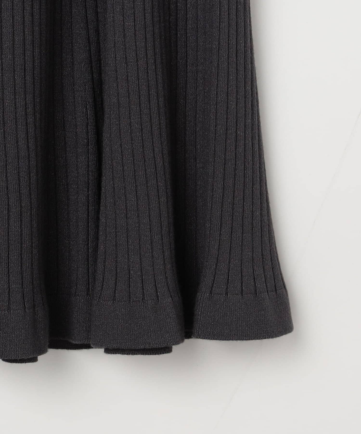 NOLLEY'S(ノーリーズ) 《手洗い可能》フイット＆フレアーVネックワンピース