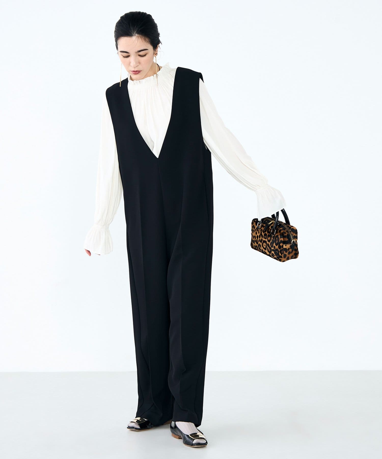 NOLLEY'S(ノーリーズ) ウォッシャブルVネックサロペット