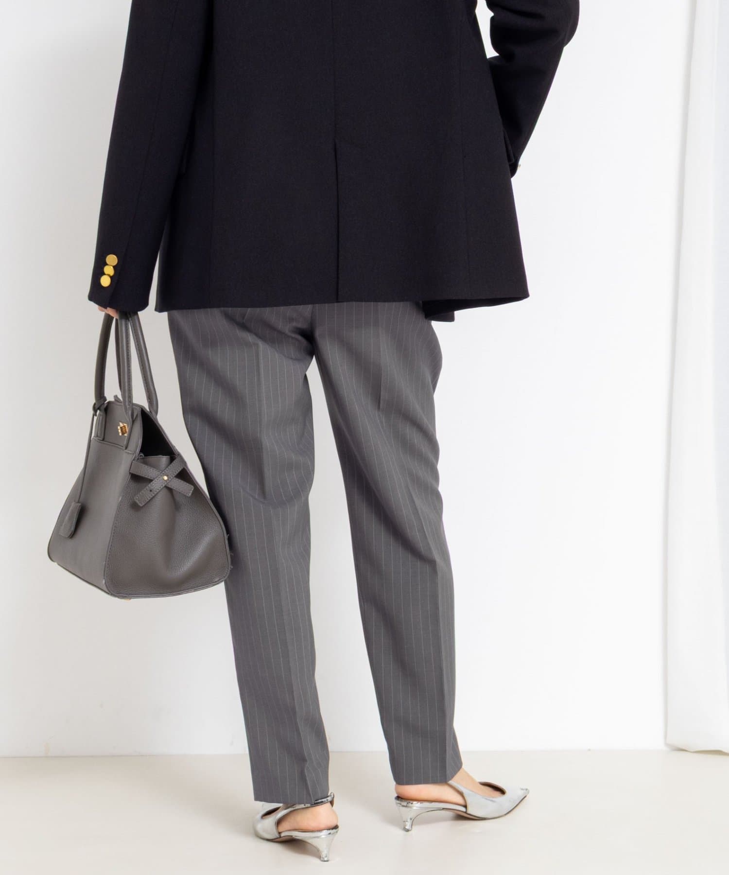 NOLLEY'S(ノーリーズ) 《セットアップ対応》ウォッシャブルタックテーパードパンツ