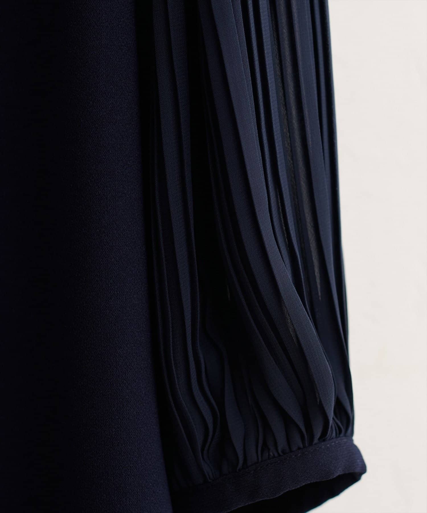 NICE CLAUP / OLIVE des OLIVE OUTLET(ナイスクラップ  / オリーブ デ オリーブ アウトレット) 【natural couture】【WEB限定】プリーツスリーブきれいめブラウス