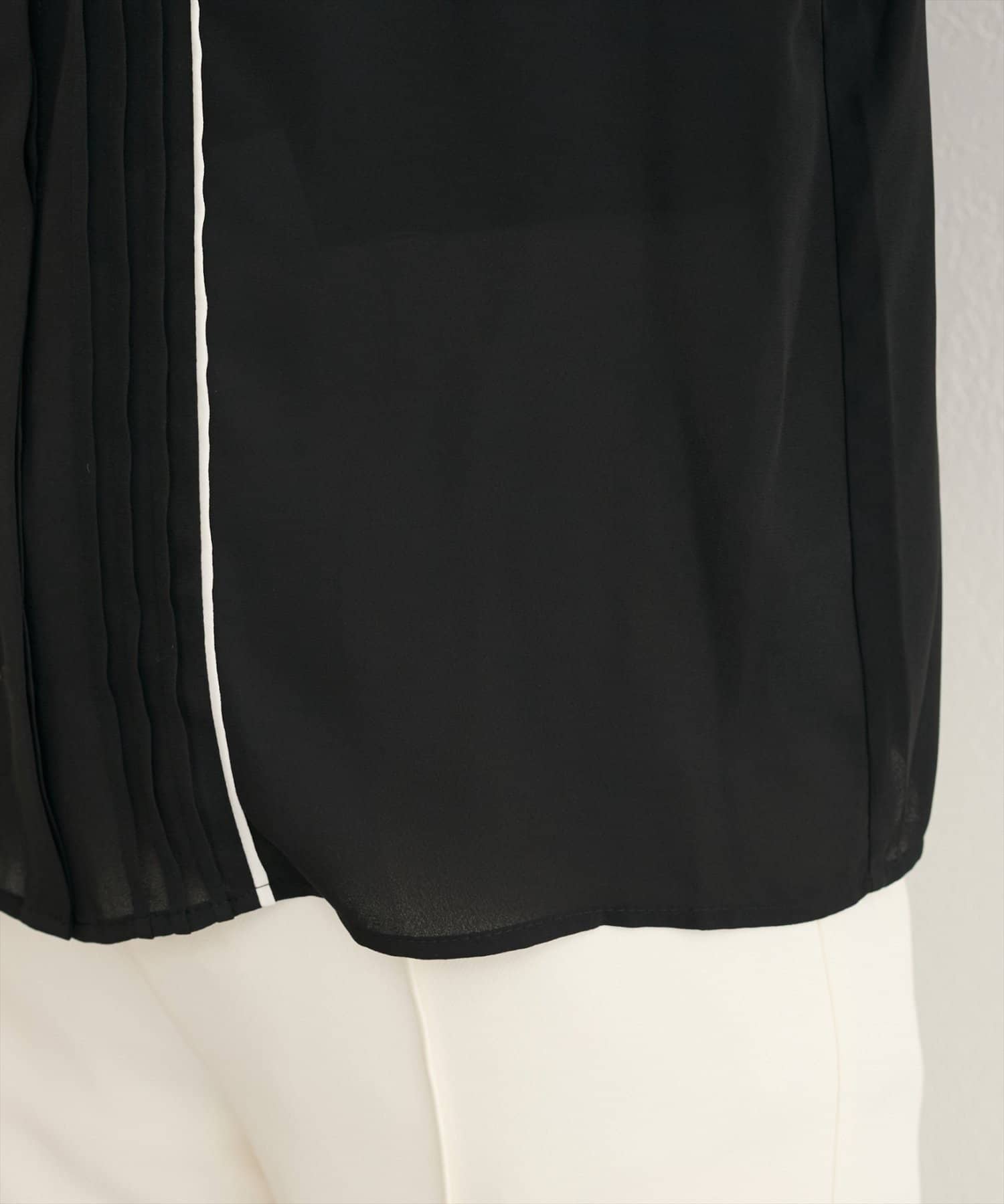 NICE CLAUP / OLIVE des OLIVE OUTLET(ナイスクラップ  / オリーブ デ オリーブ アウトレット) 【natural couture】ピンタックフレアカフス袖ブラウス