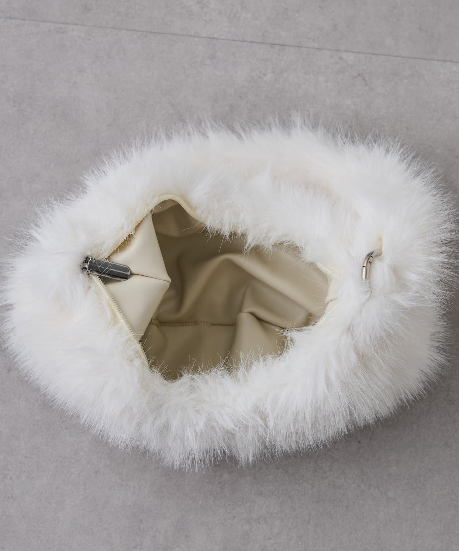 Remind me and forever(リマインドミーアンドフォーエバー) 【HolidayCollection】ファーハートバッグ