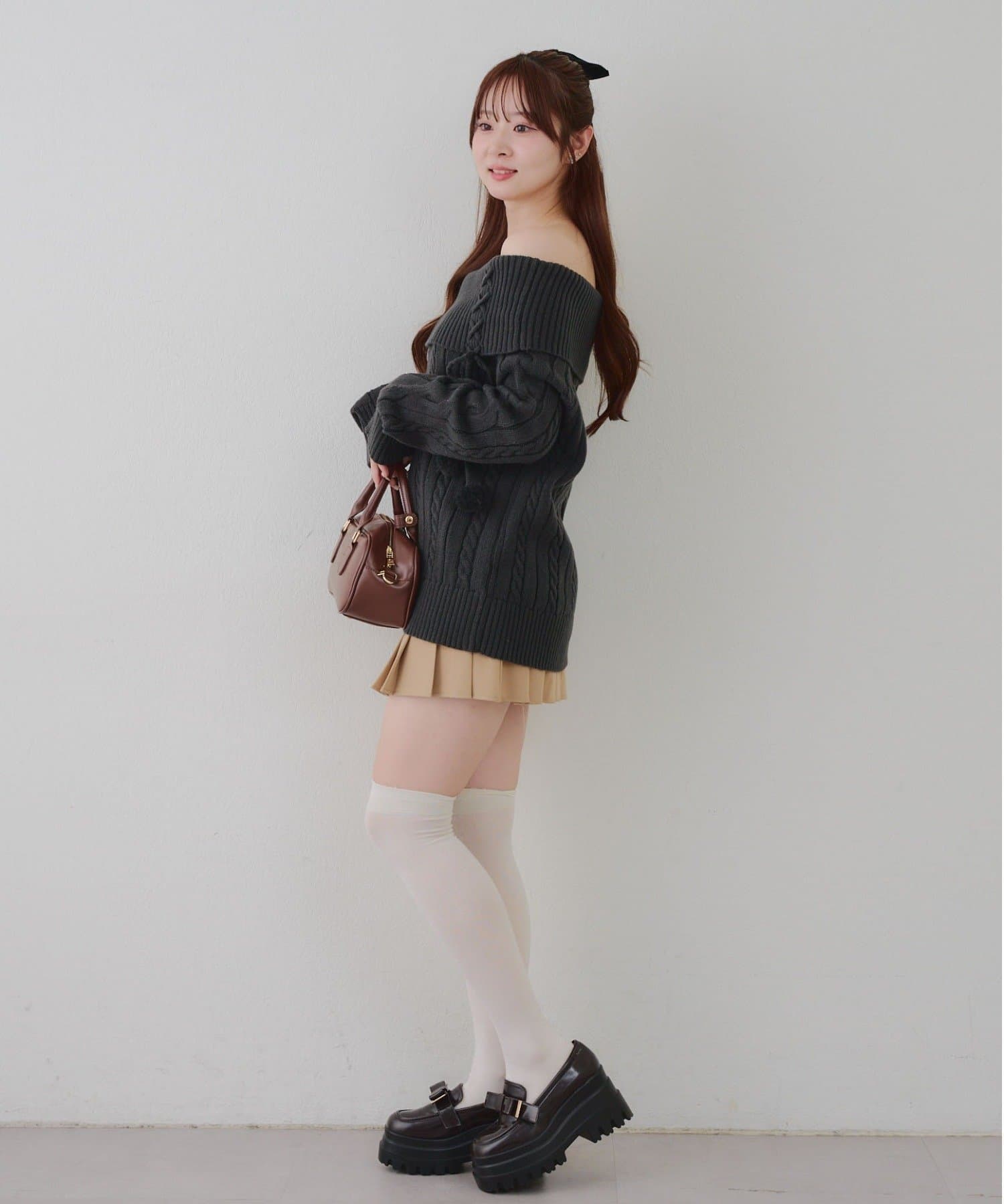 Remind me and forever(リマインドミーアンドフォーエバー) 【HolidayCollection】オフショルケーブルニット