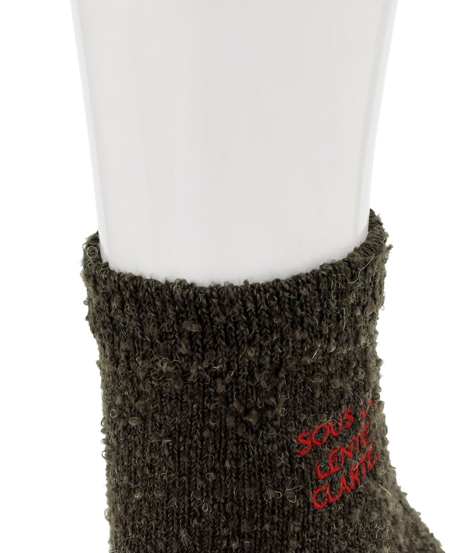 3COINS(スリーコインズ) ウール混ブークレロゴ刺繍ソックス