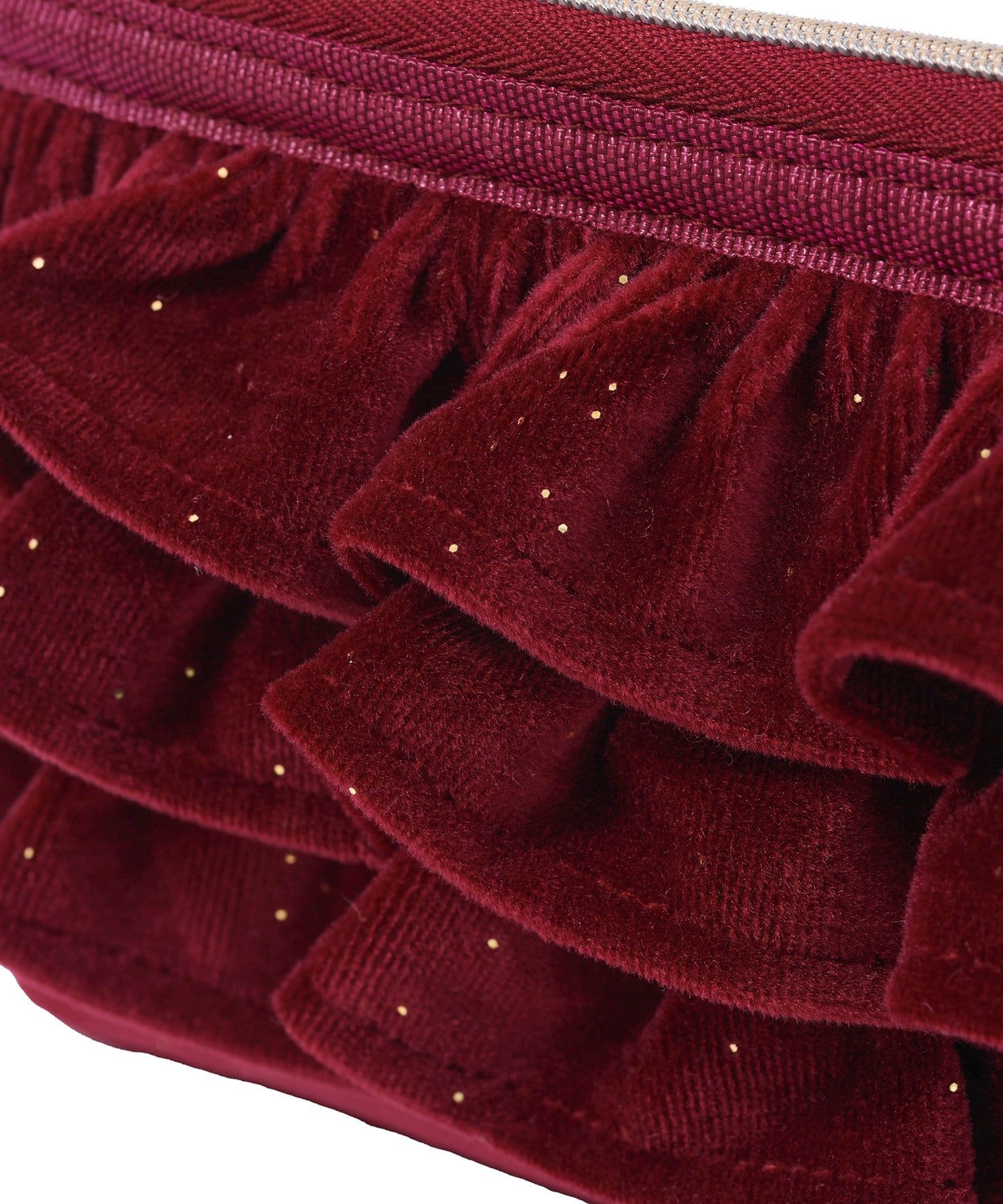 3COINS(スリーコインズ) ベロアラメフリルポーチ