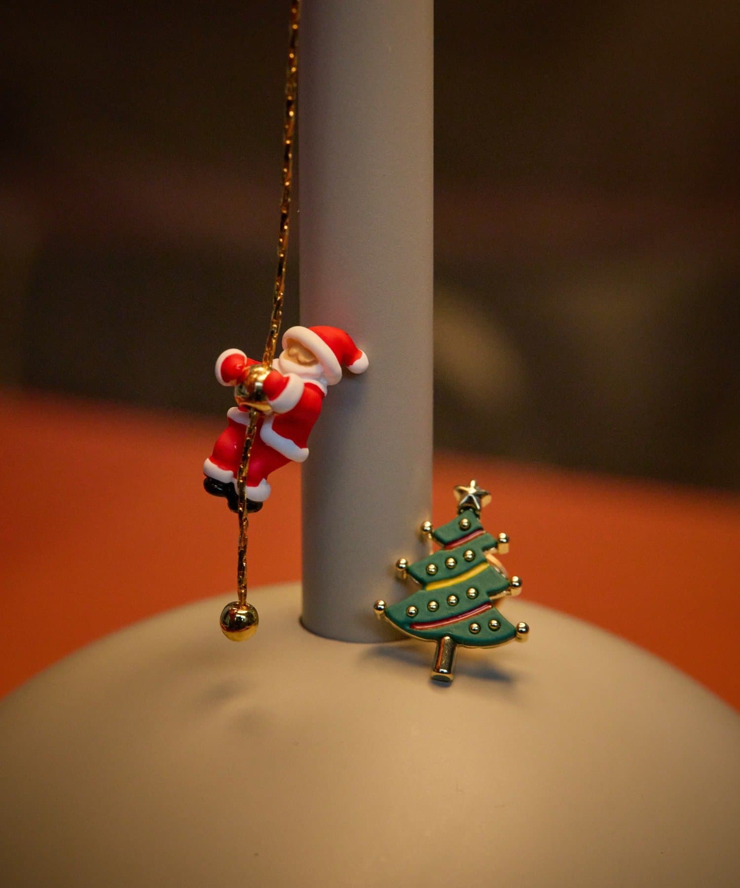 ear PAPILLONNER(イア パピヨネ) 追加！《WEB限定》クライミングサンタピアス