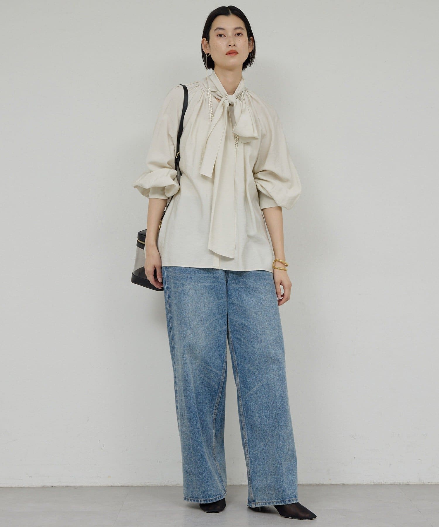 GALLARDAGALANTE(ガリャルダガランテ) 【11/20(木)10:30～予約開始】【上品×華やか】【2ｗay】ギャザーボウタイブラウス